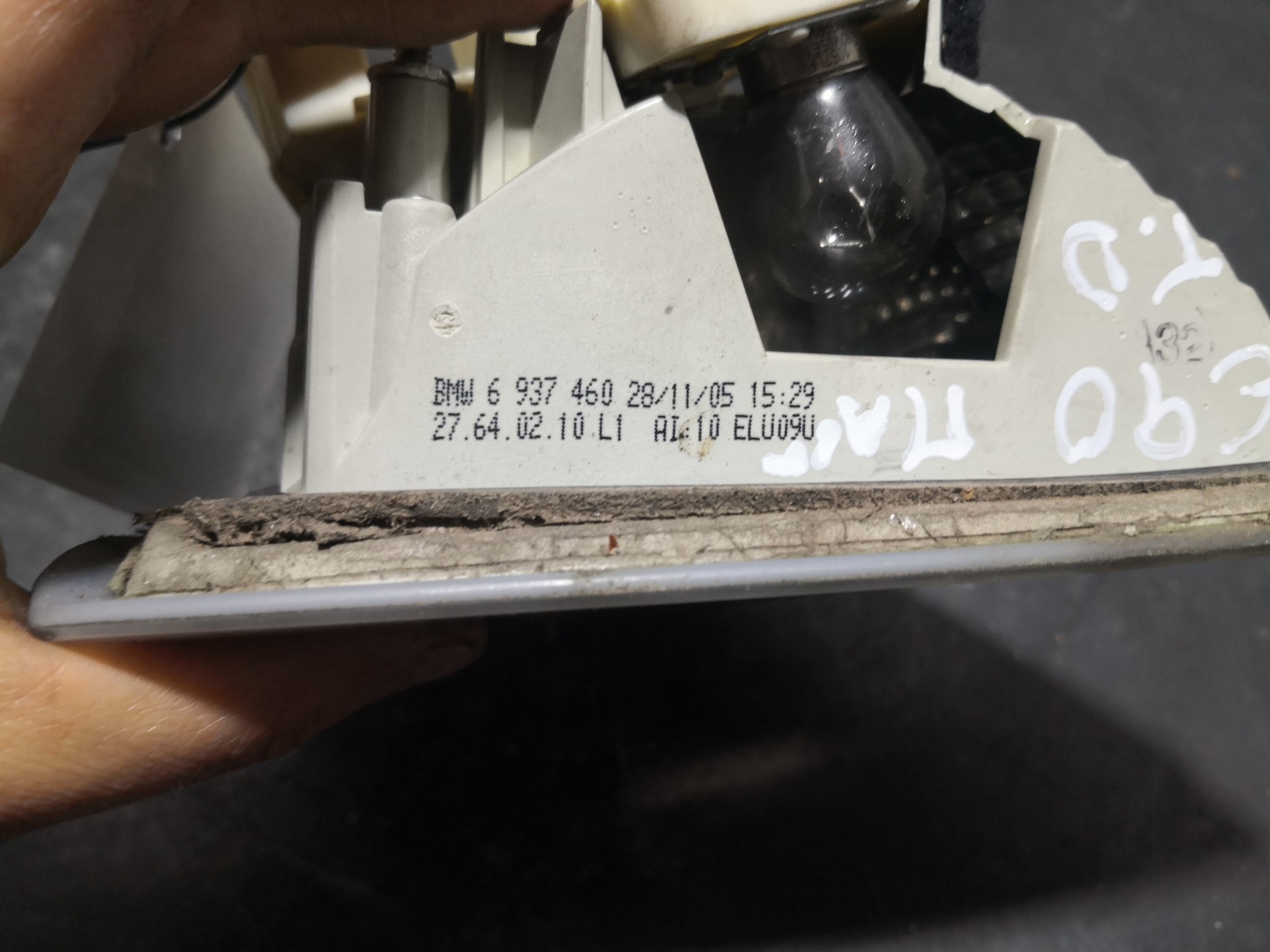 Farolim Mala BMW 3 (E90) | 04 - 12 Imagem-2