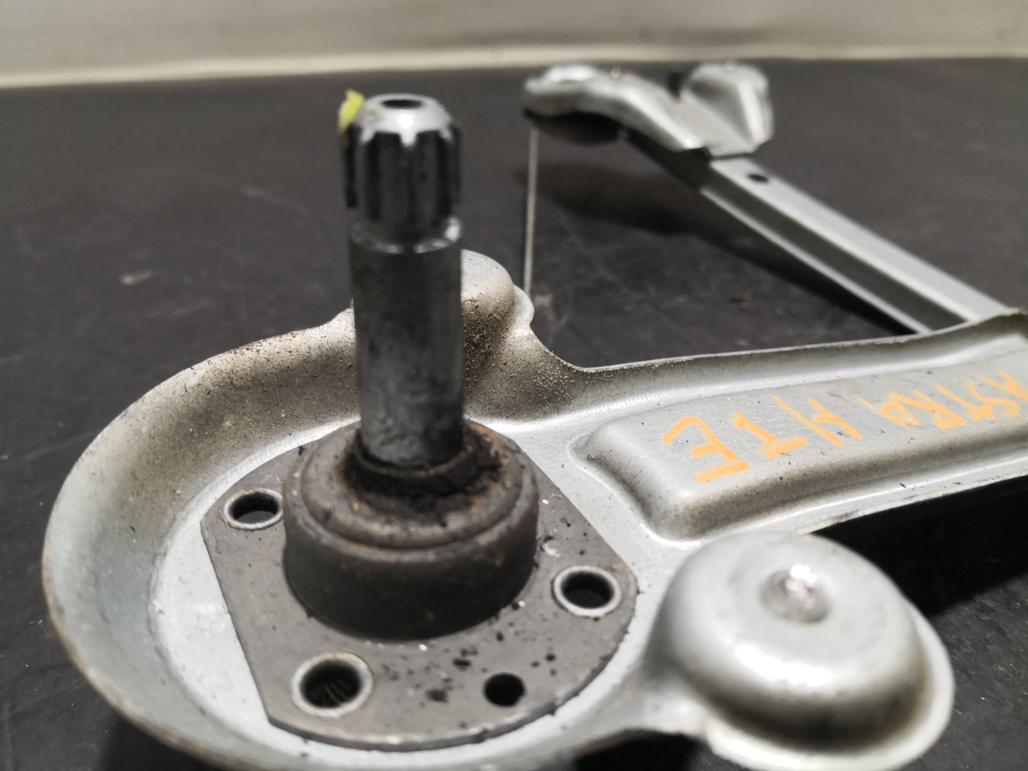 Elevador Trás Esq OPEL ASTRA H (A04) | 04 - 14 Imagem-1