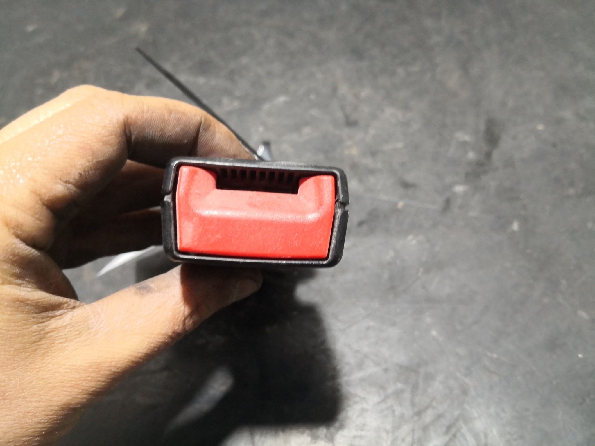 Engate Cinto Trás Esq VOLKSWAGEN GOLF PLUS (5M1, 521) | 04 - 13 Imagem-1