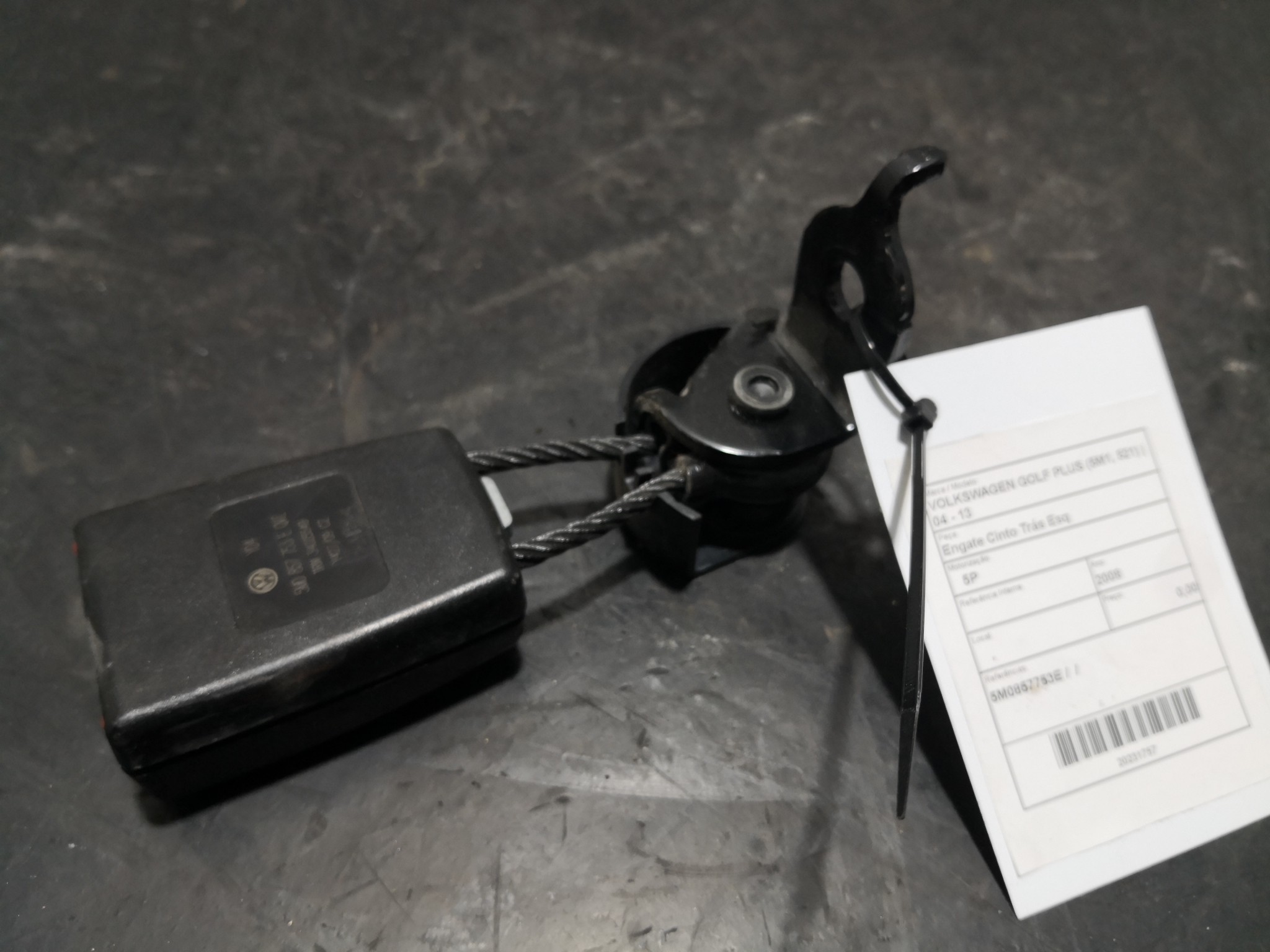 Engate Cinto Trás Esq VOLKSWAGEN GOLF PLUS (5M1, 521) | 04 - 13 Imagem-2