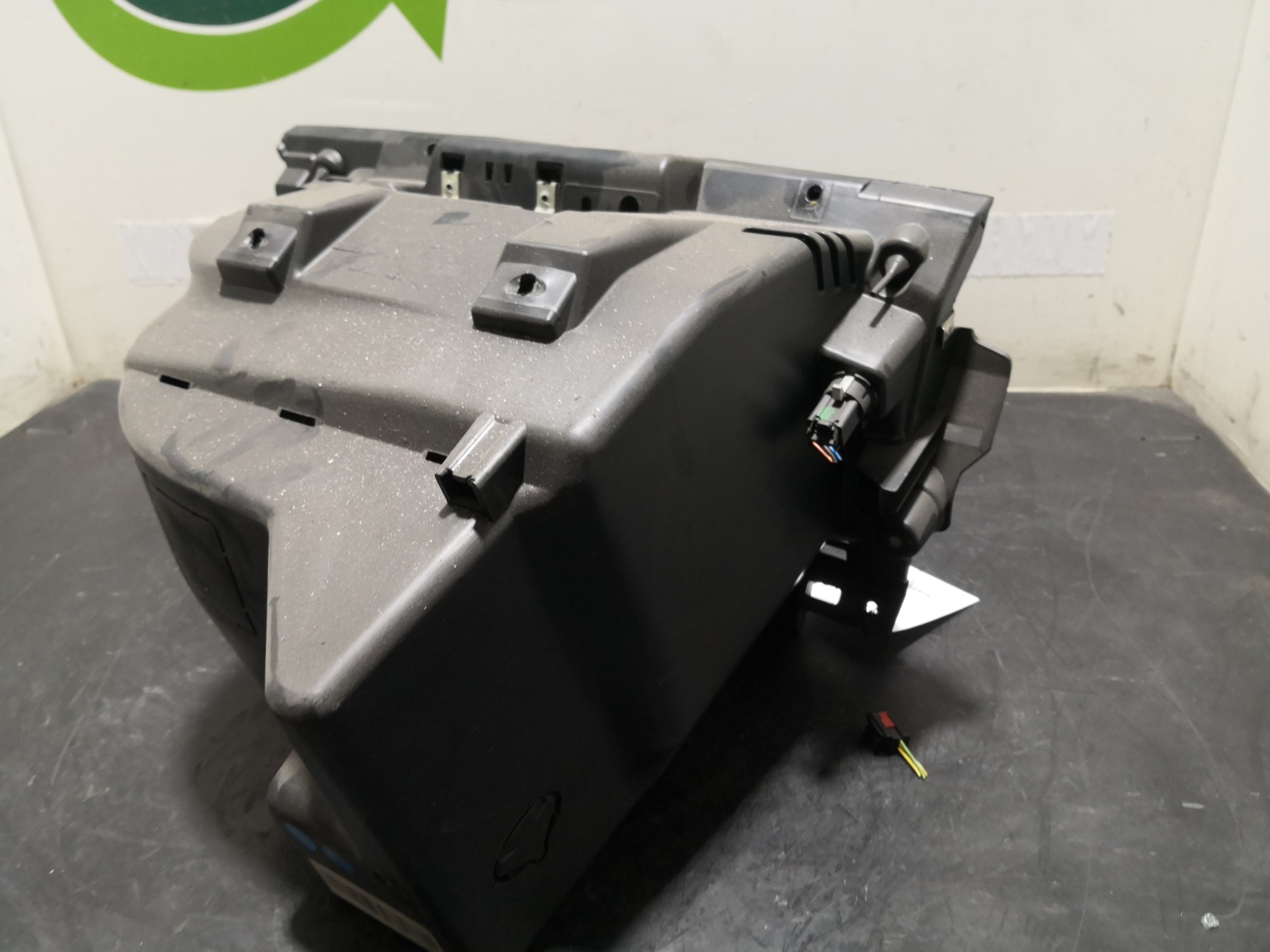 Porta Luvas FORD S-MAX (WA6) | 06 - 14 Imagem-2