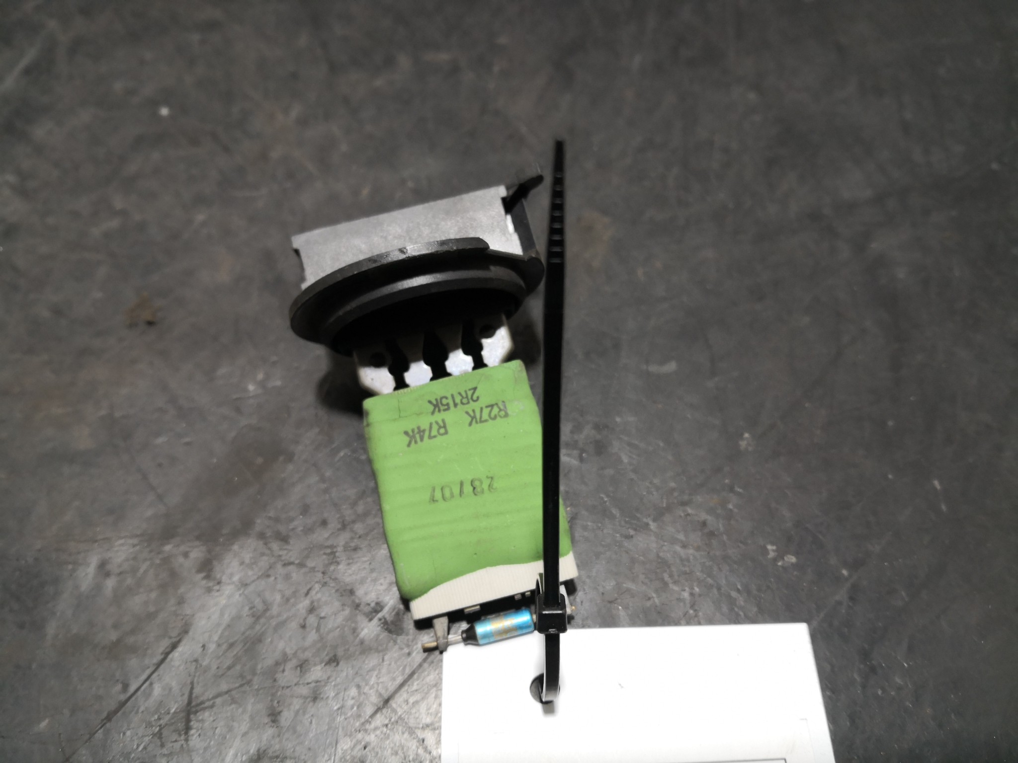 Resistencia de Sofagem MITSUBISHI COLT VI (Z3_A, Z2_A) | 02 - 12 Imagem-3