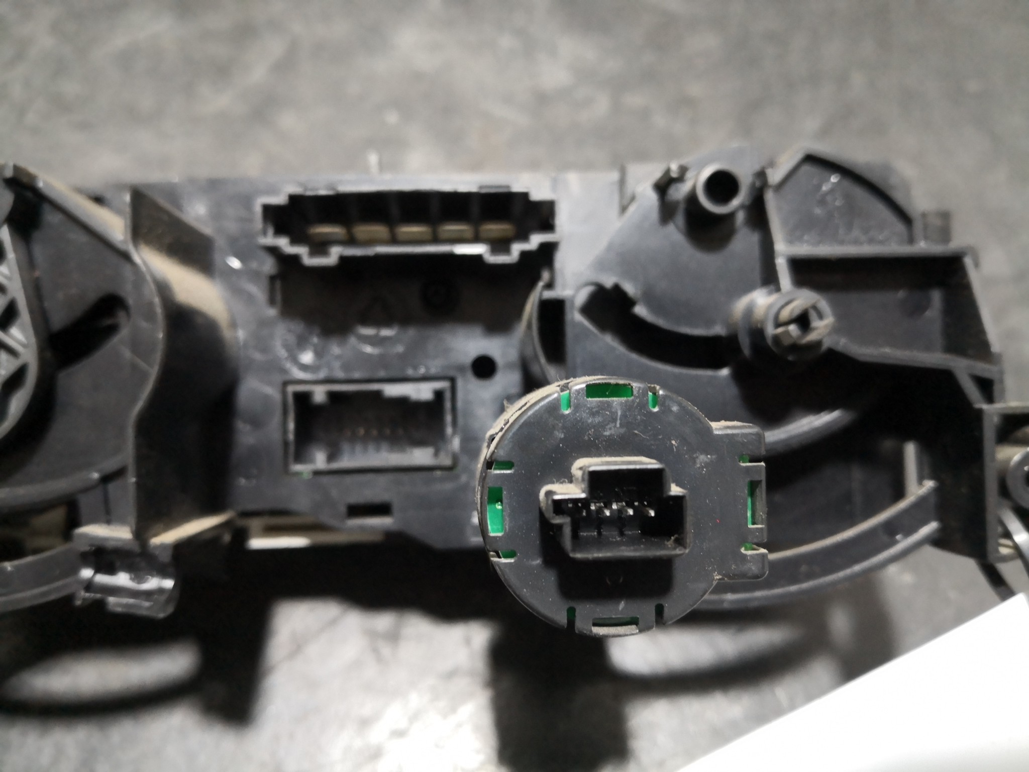 Comando Sofagem MITSUBISHI COLT VI (Z3_A, Z2_A) | 02 - 12 Imagem-3