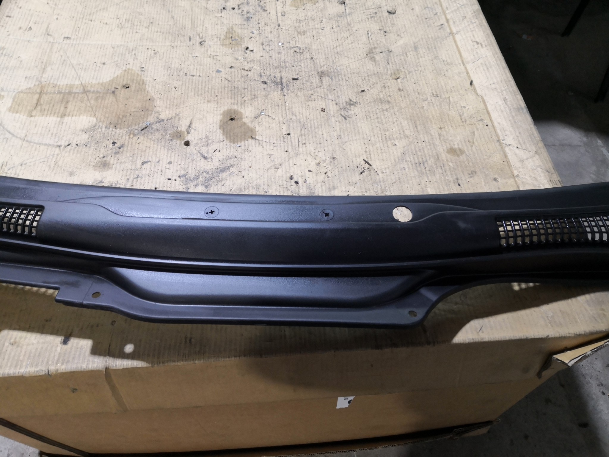 Grelha Torpedo VOLVO C30 (533) | 06 - 13 Imagem-2