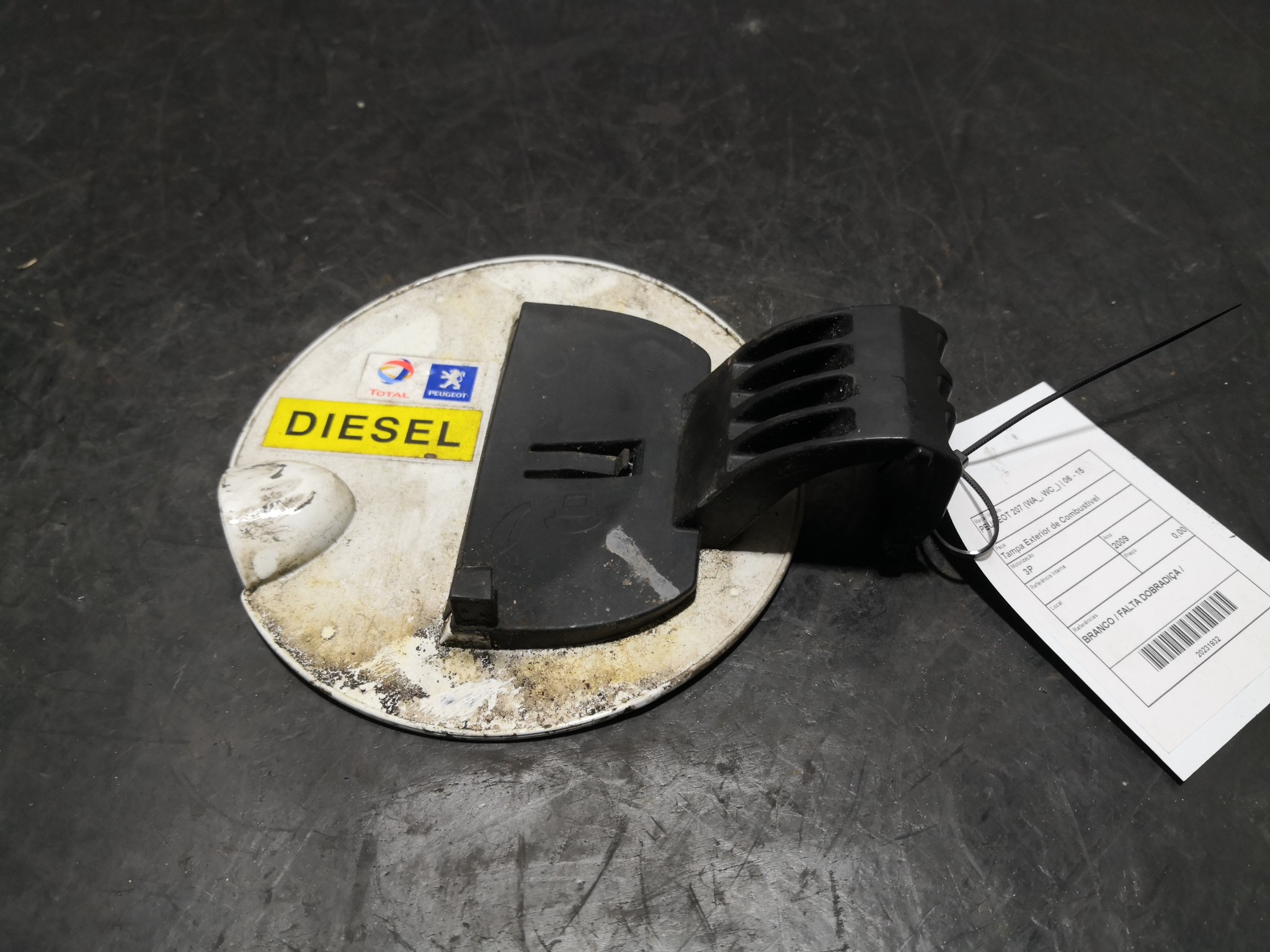 Tampa Exterior de Combustivel PEUGEOT - ID S_91931