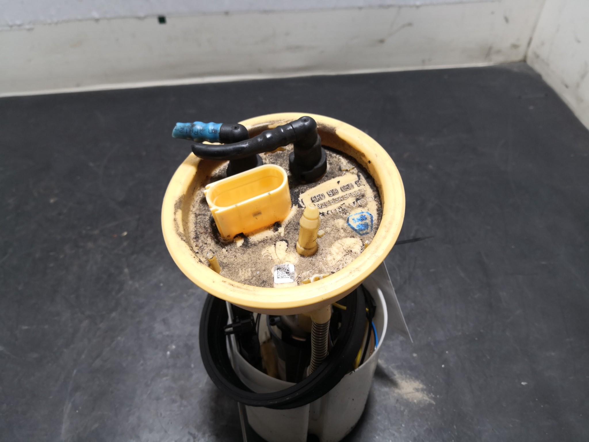 Bomba do Depósito de Combustível VOLKSWAGEN POLO (6R1, 6C1) | 09 -  Imagem-1