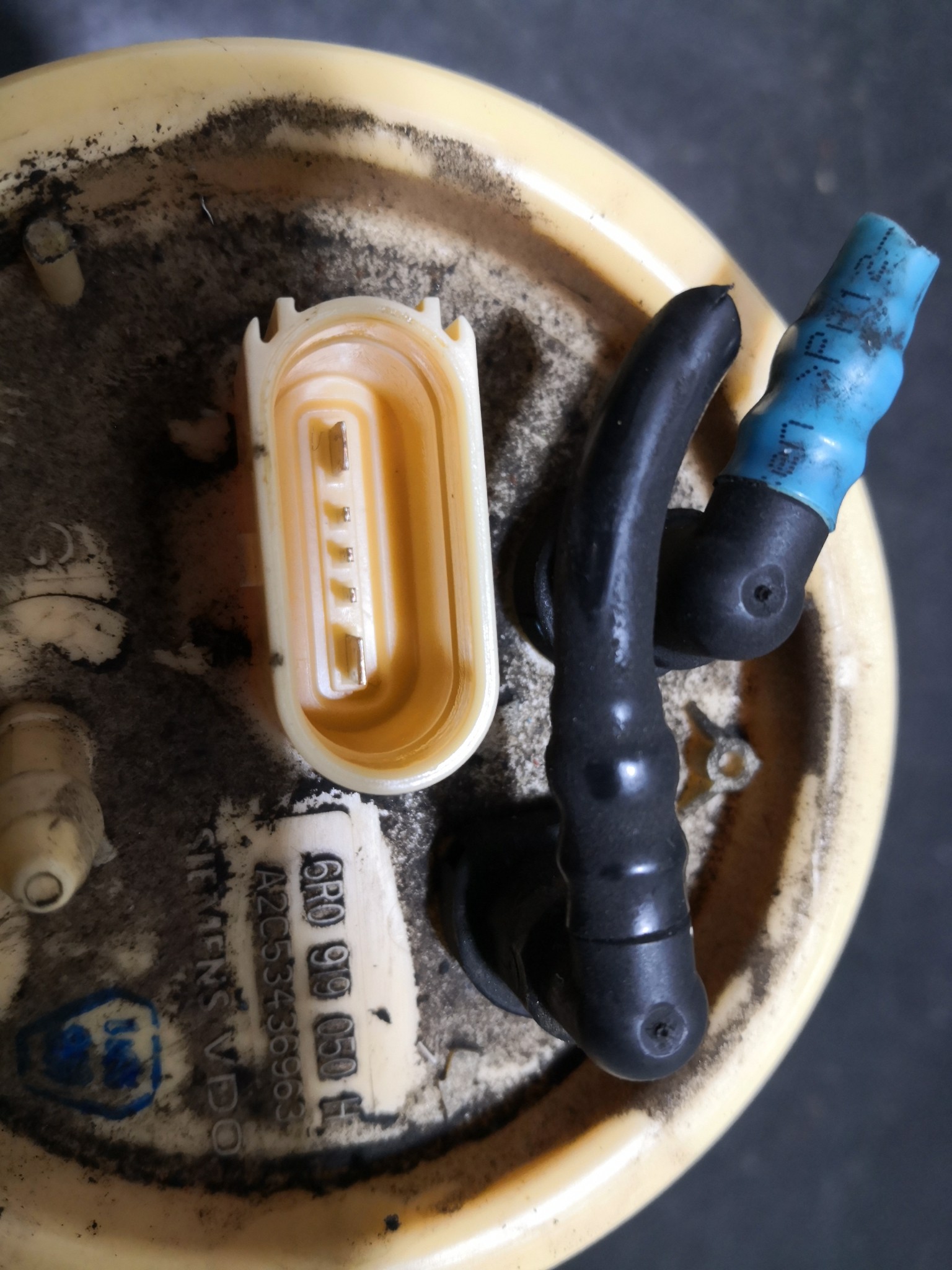 Bomba do Depósito de Combustível VOLKSWAGEN POLO (6R1, 6C1) | 09 -  Imagem-2