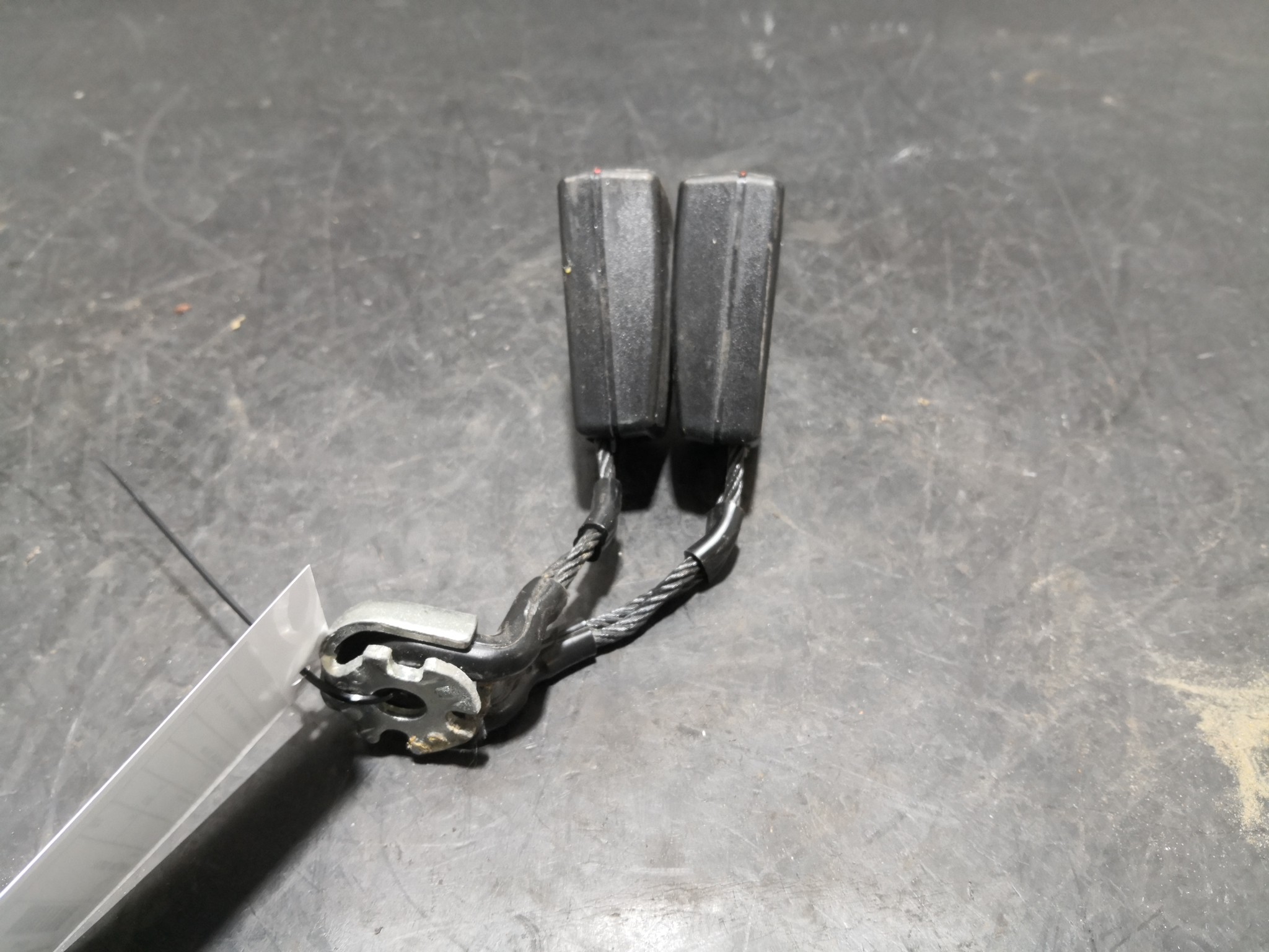 Engate Cinto Trás Dto VOLKSWAGEN - ID S_91955