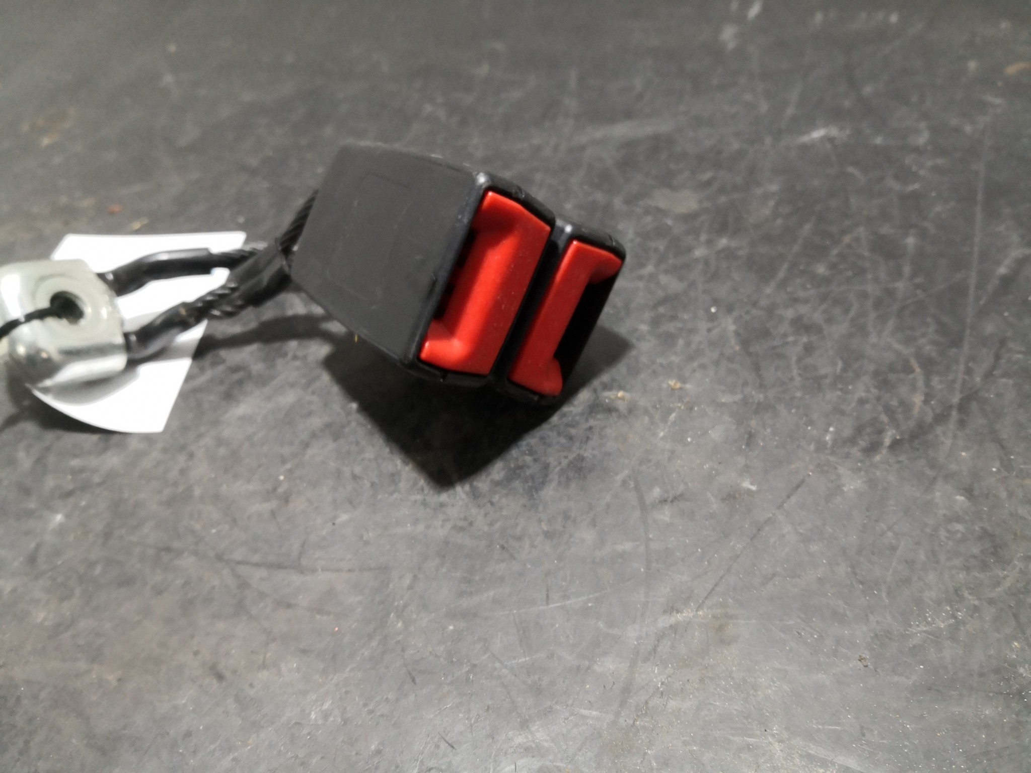 Engate Cinto Trás Dto VOLKSWAGEN POLO (6R1, 6C1) | 09 -  Imagem-3