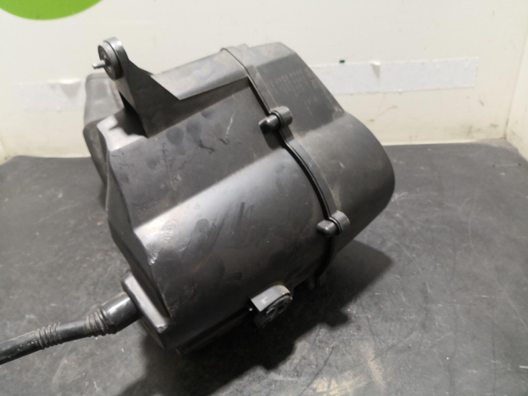 Caixa Filtro de Ar VOLKSWAGEN POLO (6R1, 6C1) | 09 -  Imagem-2