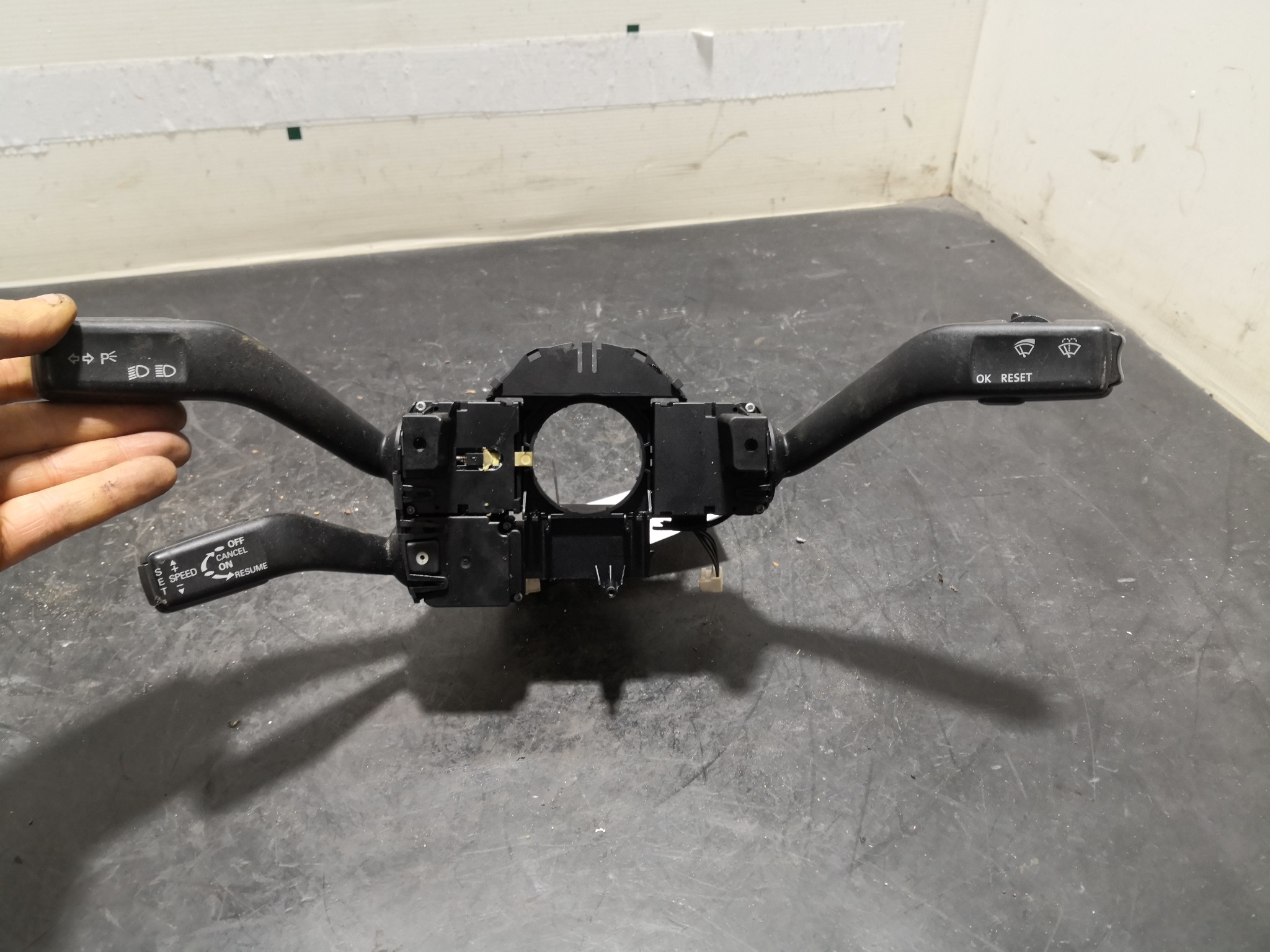 Manipulo Completo Luzes/Escovas VOLKSWAGEN - ID S_92011