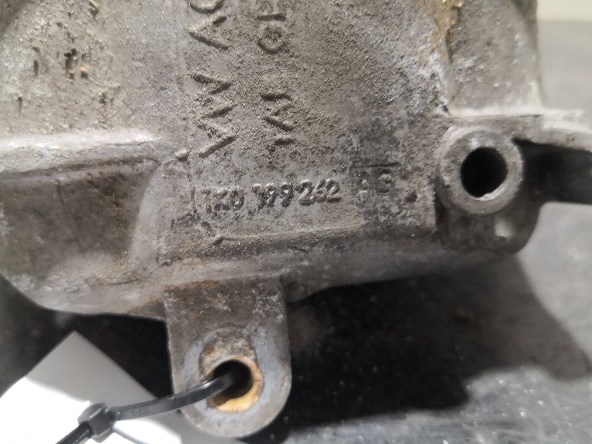 Apoio de Motor SKODA OCTAVIA II Combi (1Z5) | 04 - 13 Imagem-1