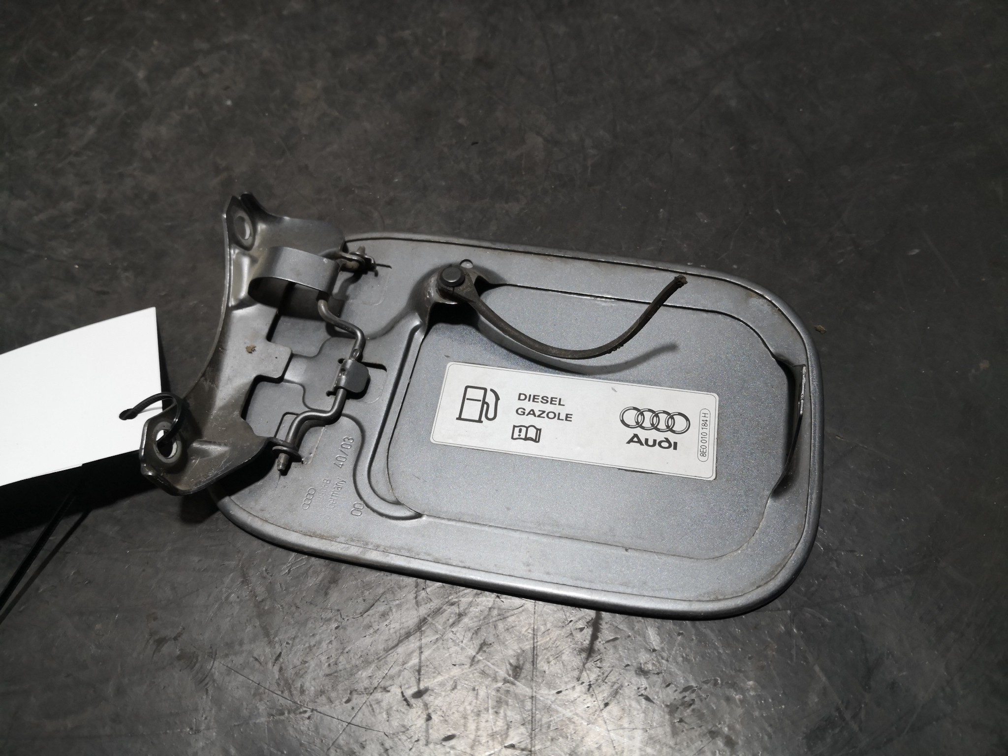 Tampa Exterior de Combustivel AUDI - ID S_92121