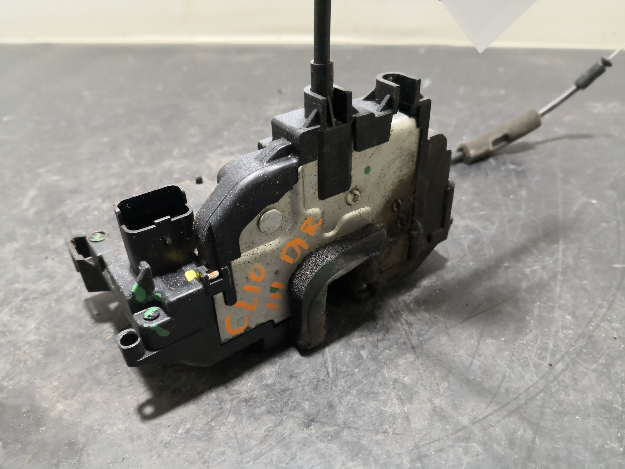 Fecho da Porta Frente Dto RENAULT CLIO III (BR0/1, CR0/1) | 05 -  Imagem-2