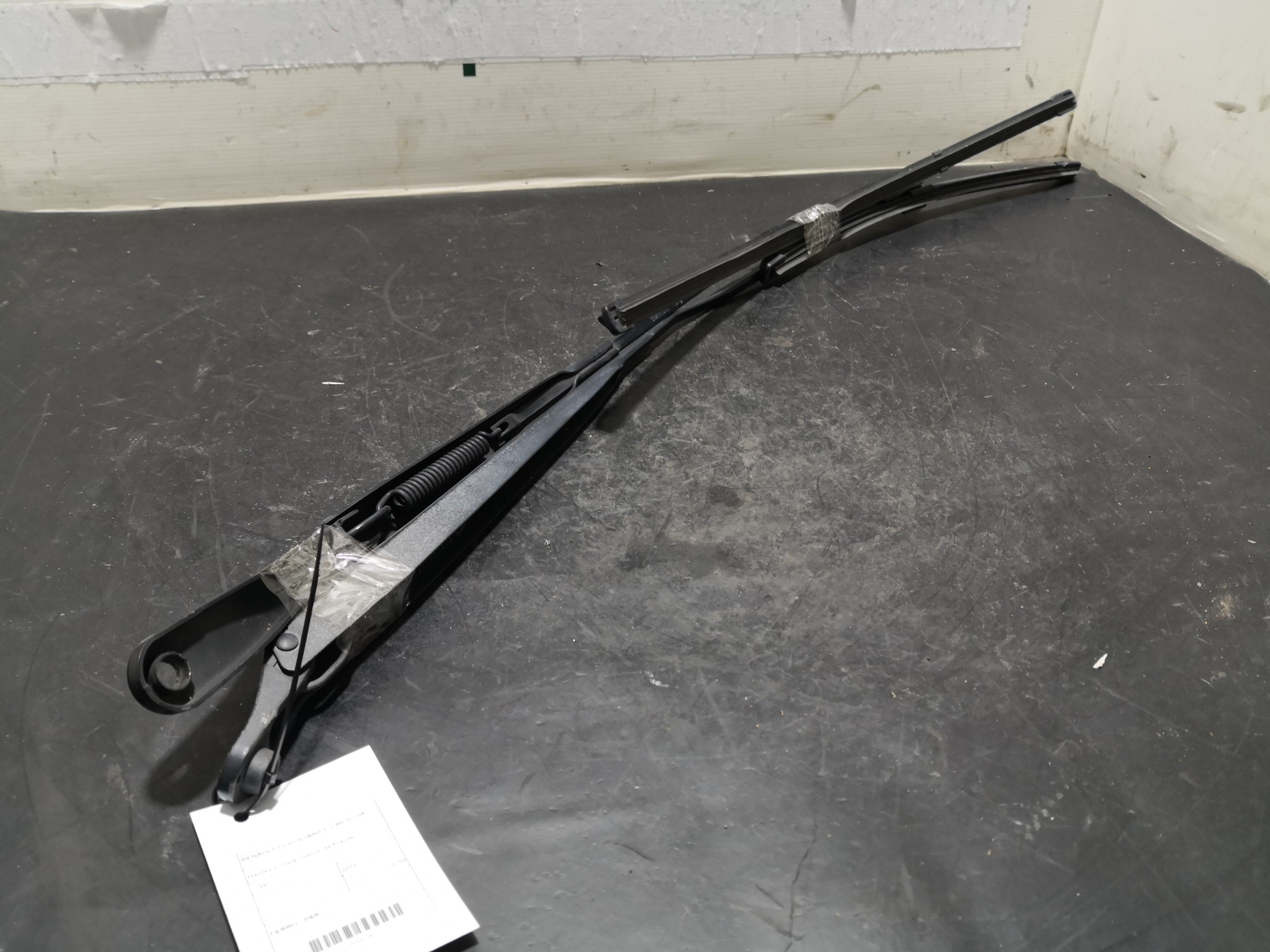 Hastes Limpa Vidros da Frente RENAULT - ID S_92180