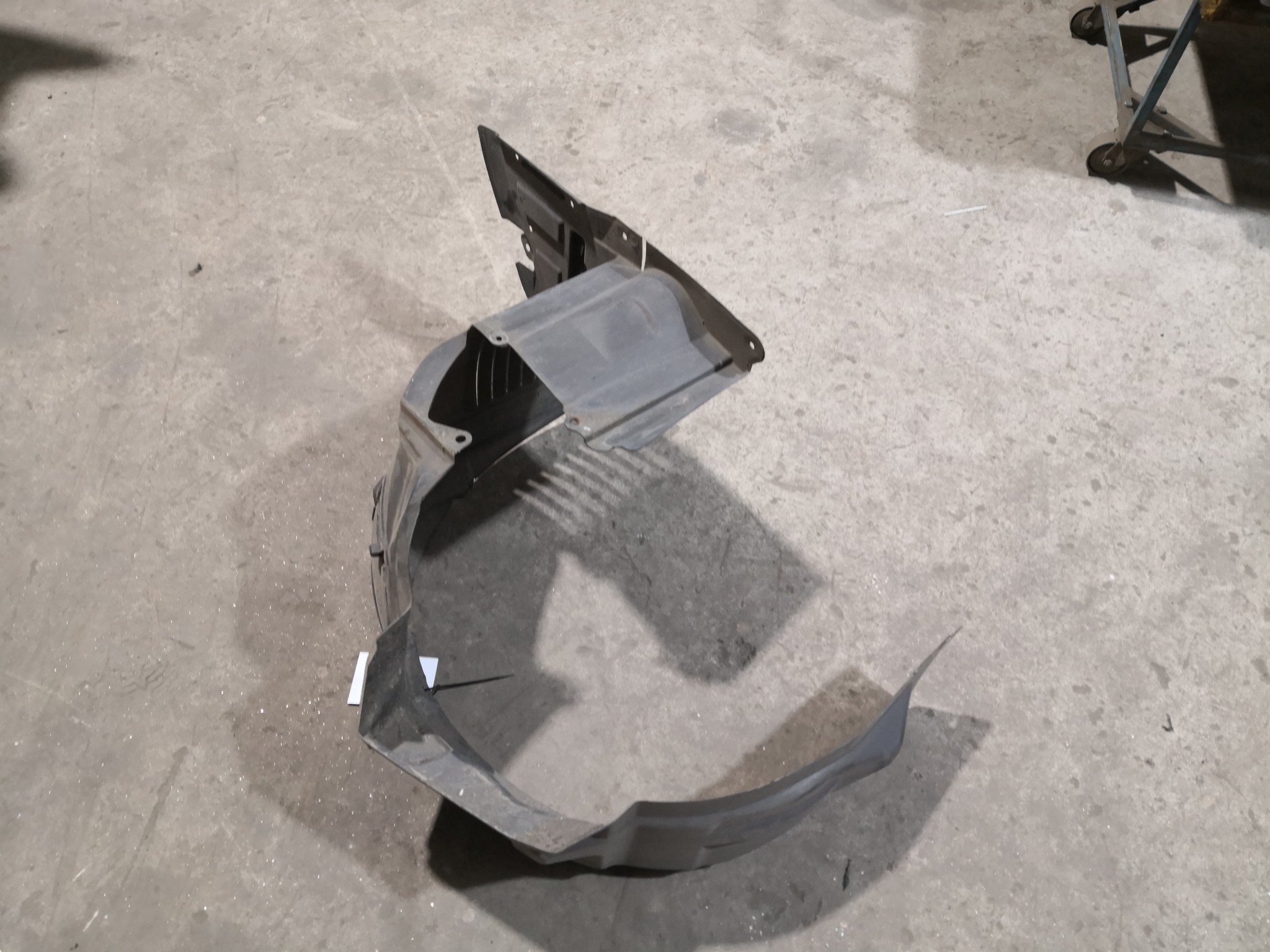 Cave de Roda Esq MITSUBISHI COLT VI (Z3_A, Z2_A) | 02 - 12 Imagem-1