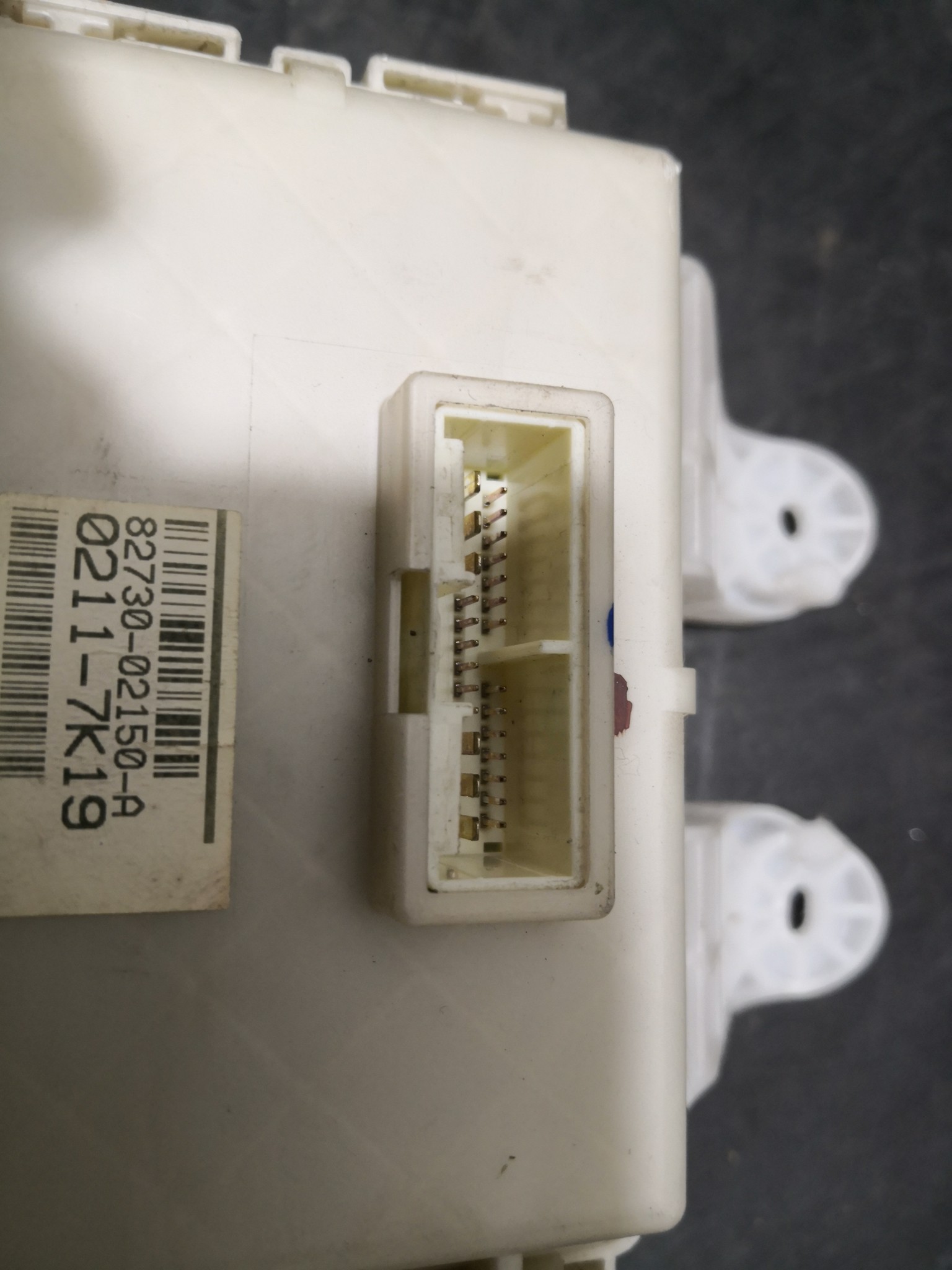 Caixa dos Fusíveis TOYOTA AURIS (_E15_) | 06 - 12 Imagem-2