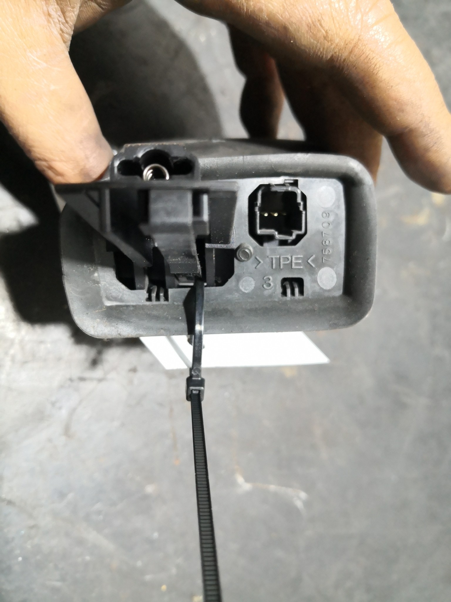 Manipulo Comando Rádio FORD FOCUS II Turnier (DA_, FFS, DS) | 04 - 12 Imagem-1