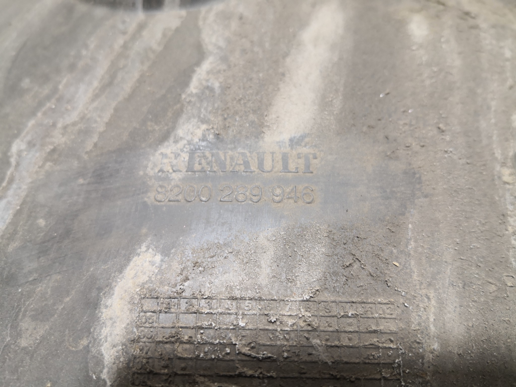 Cave de Roda Dto RENAULT CLIO Grandtour (KR0/1_) | 08 -  Imagem-1