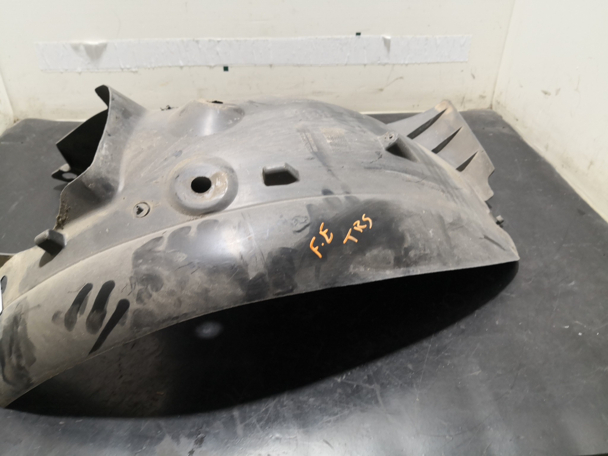 Cave de Roda Esq RENAULT - ID S_92467