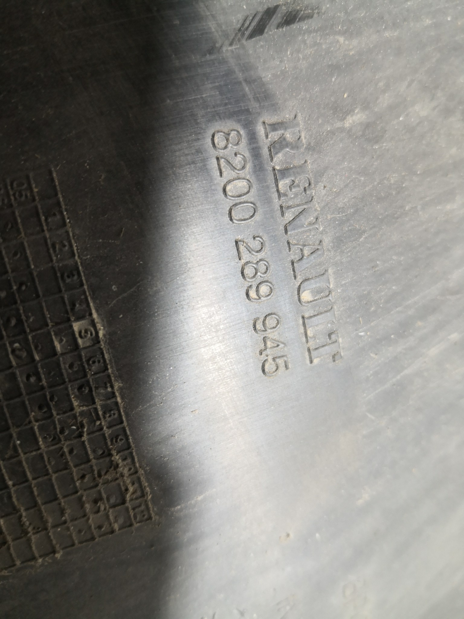 Cave de Roda Esq RENAULT CLIO Grandtour (KR0/1_) | 08 -  Imagem-1