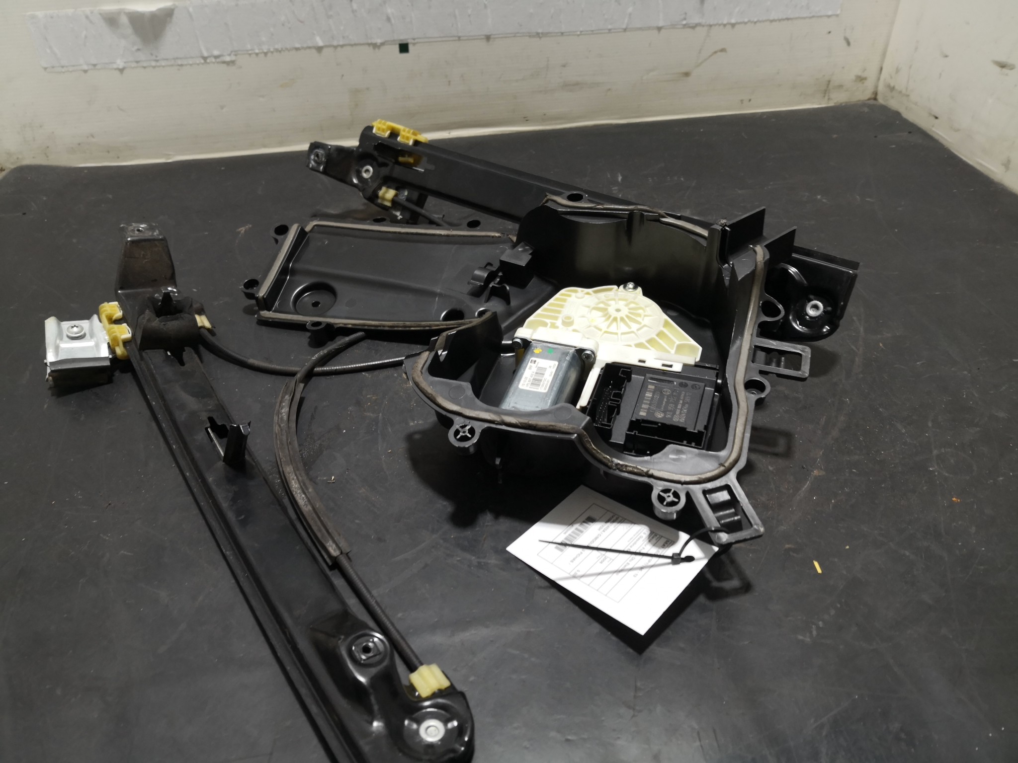 Elevador Frente Dto Electrico SEAT LEON (1P1) | 05 - 13 Imagem-1