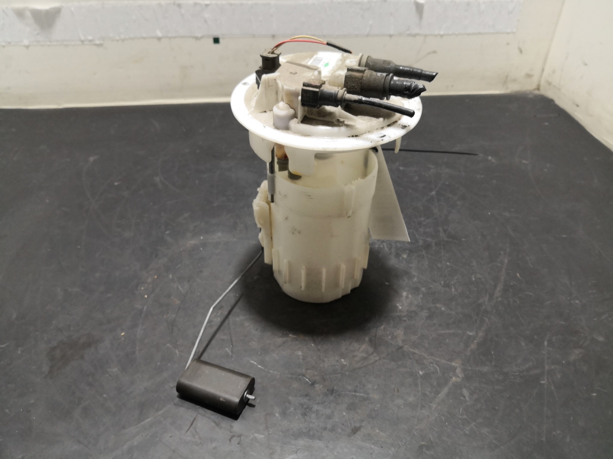 Boia do Combustível PEUGEOT 208 I (CA_, CC_) | 12 -  Imagem-1