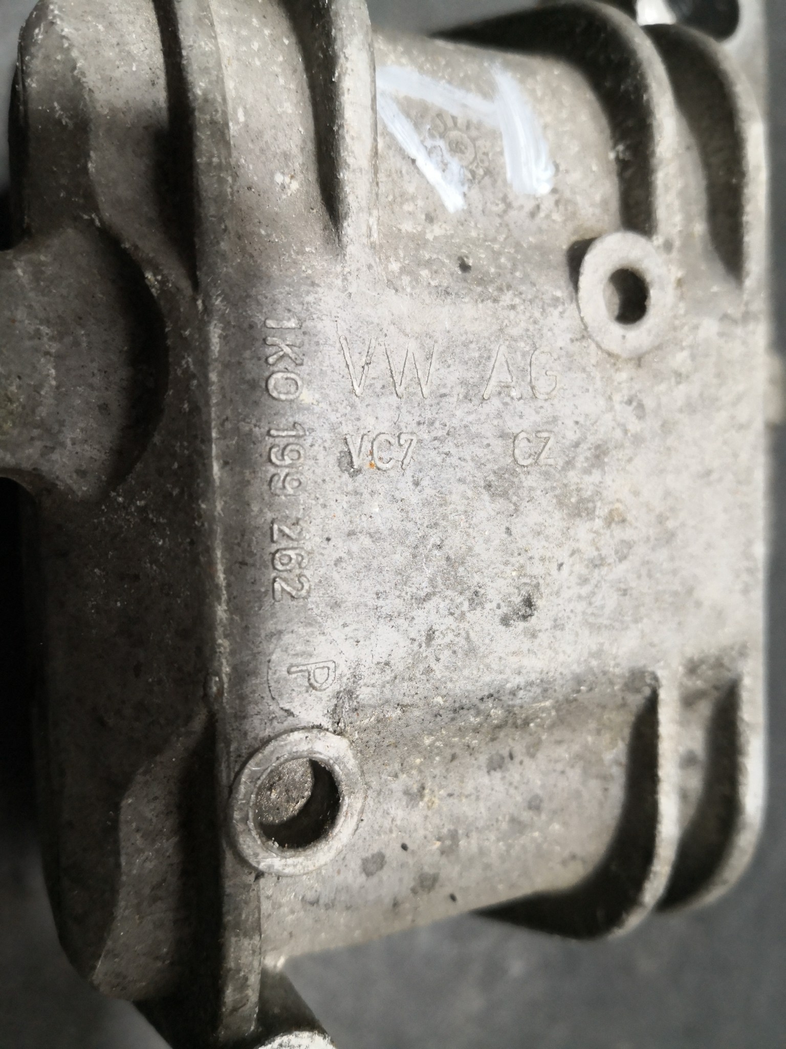 Apoio de Motor VOLKSWAGEN PASSAT (3C2) | 05 - 10 Imagem-1