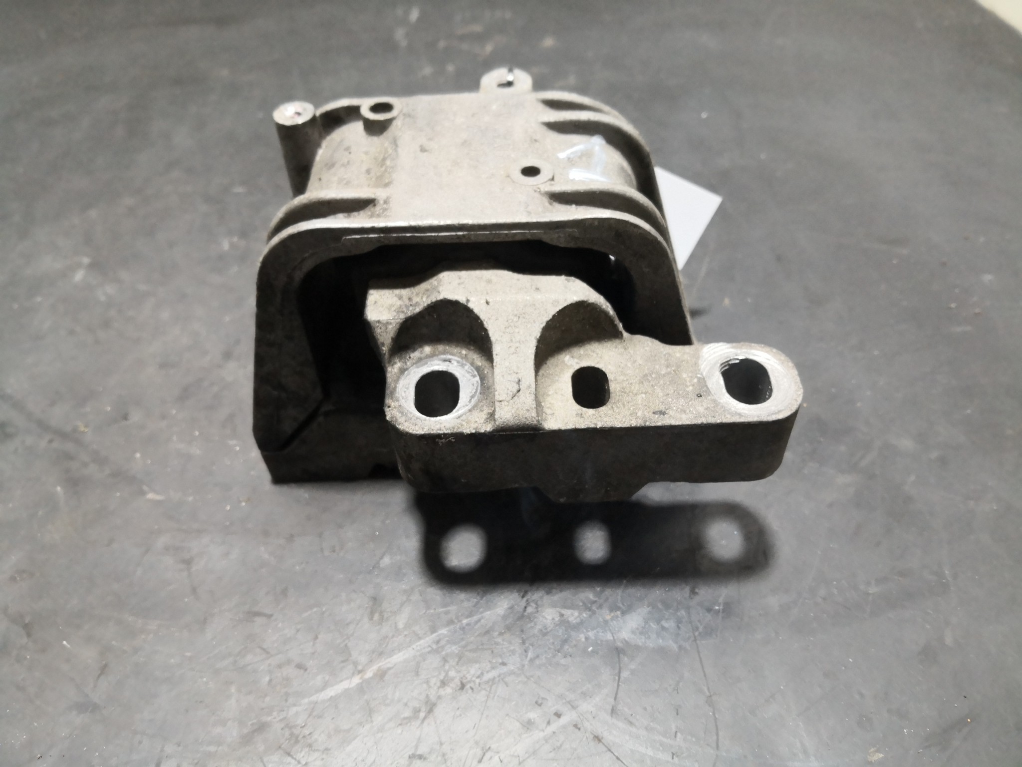 Apoio de Motor VOLKSWAGEN PASSAT (3C2) | 05 - 10 Imagem-2