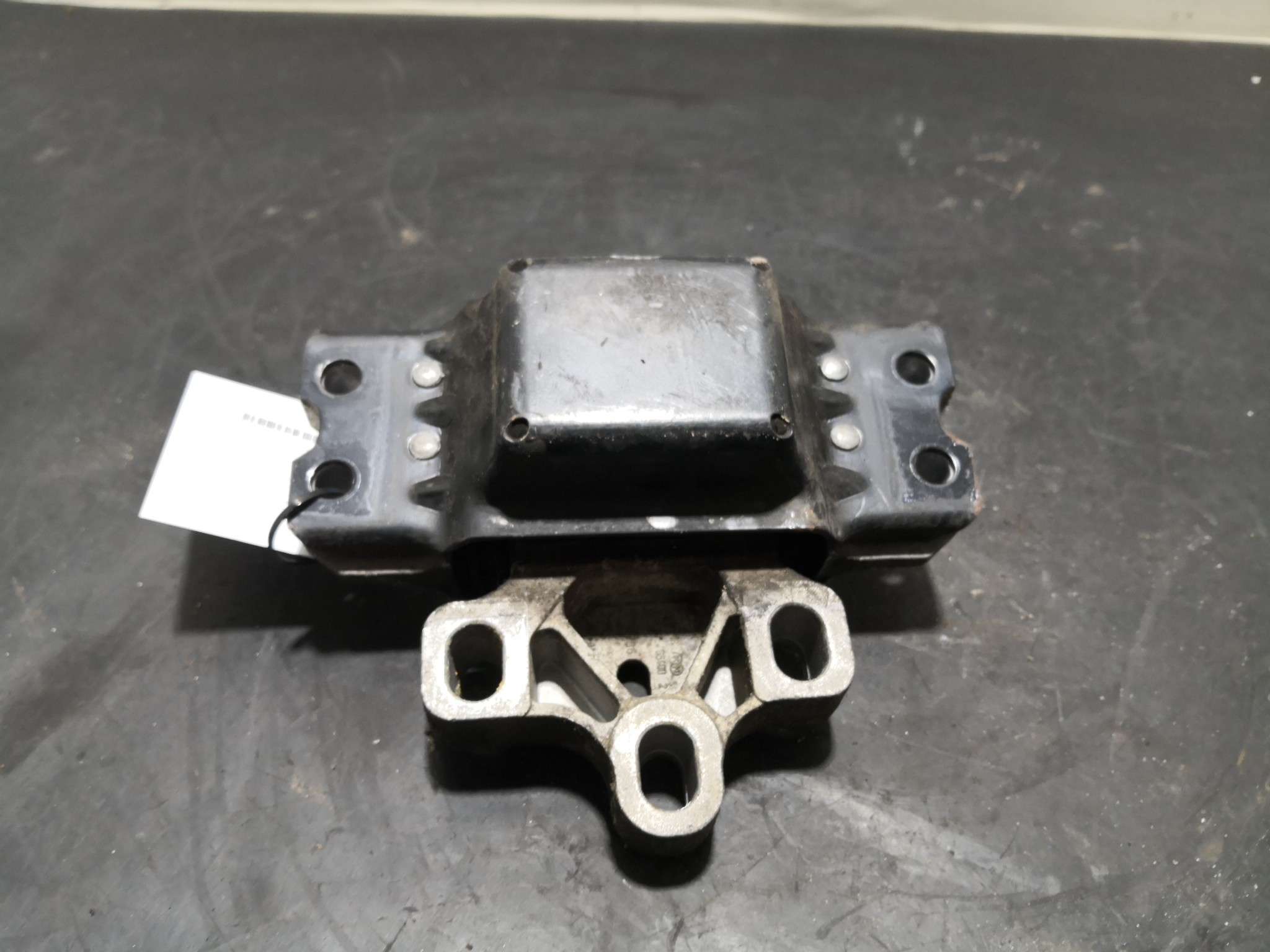 Apoio de Motor VOLKSWAGEN PASSAT (3C2) | 05 - 10 Imagem-3