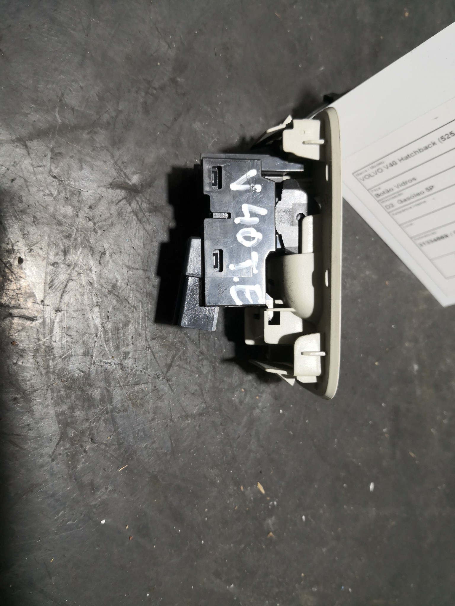 Botão Vidros VOLVO V40 Hatchback (525, 526) | 12 -  Imagem-2