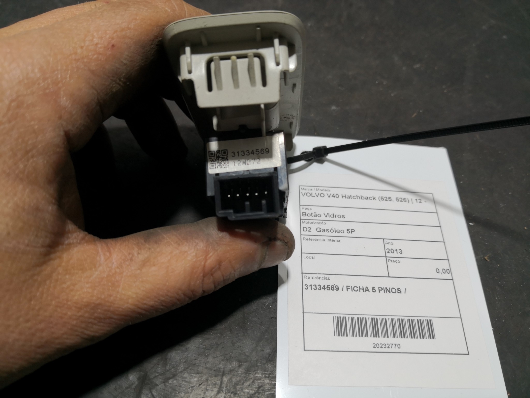Botão Vidros VOLVO V40 Hatchback (525, 526) | 12 -  Imagem-1