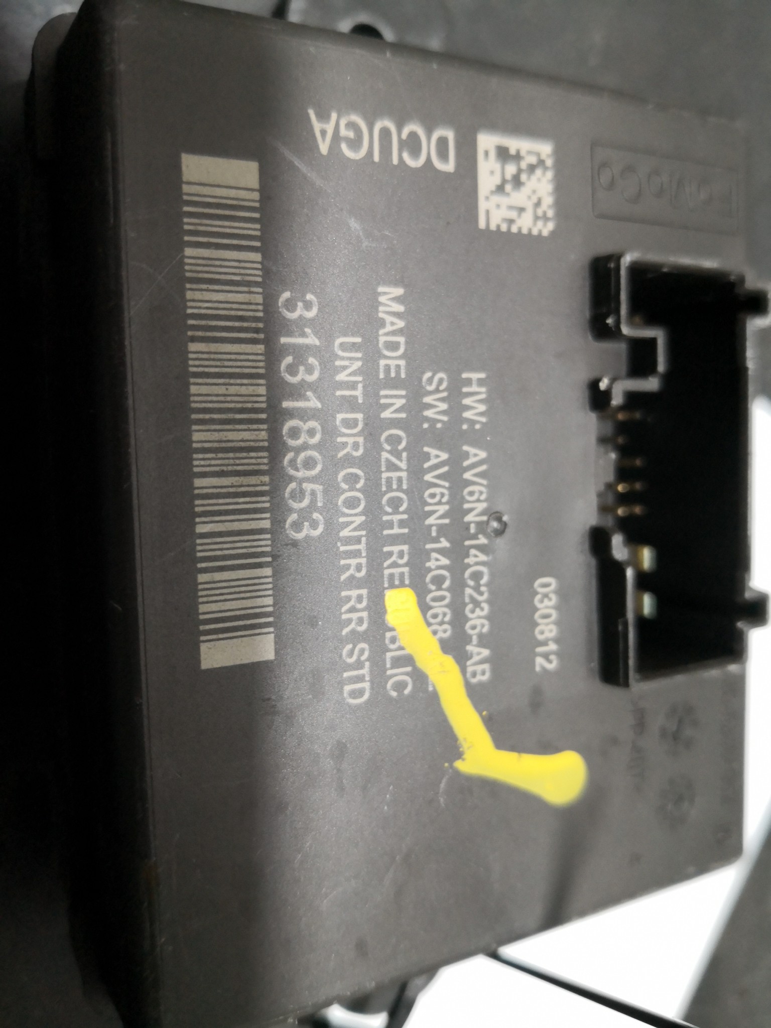 Módulo Porta Trás Dto VOLVO V40 Hatchback (525, 526) | 12 -  Imagem-1