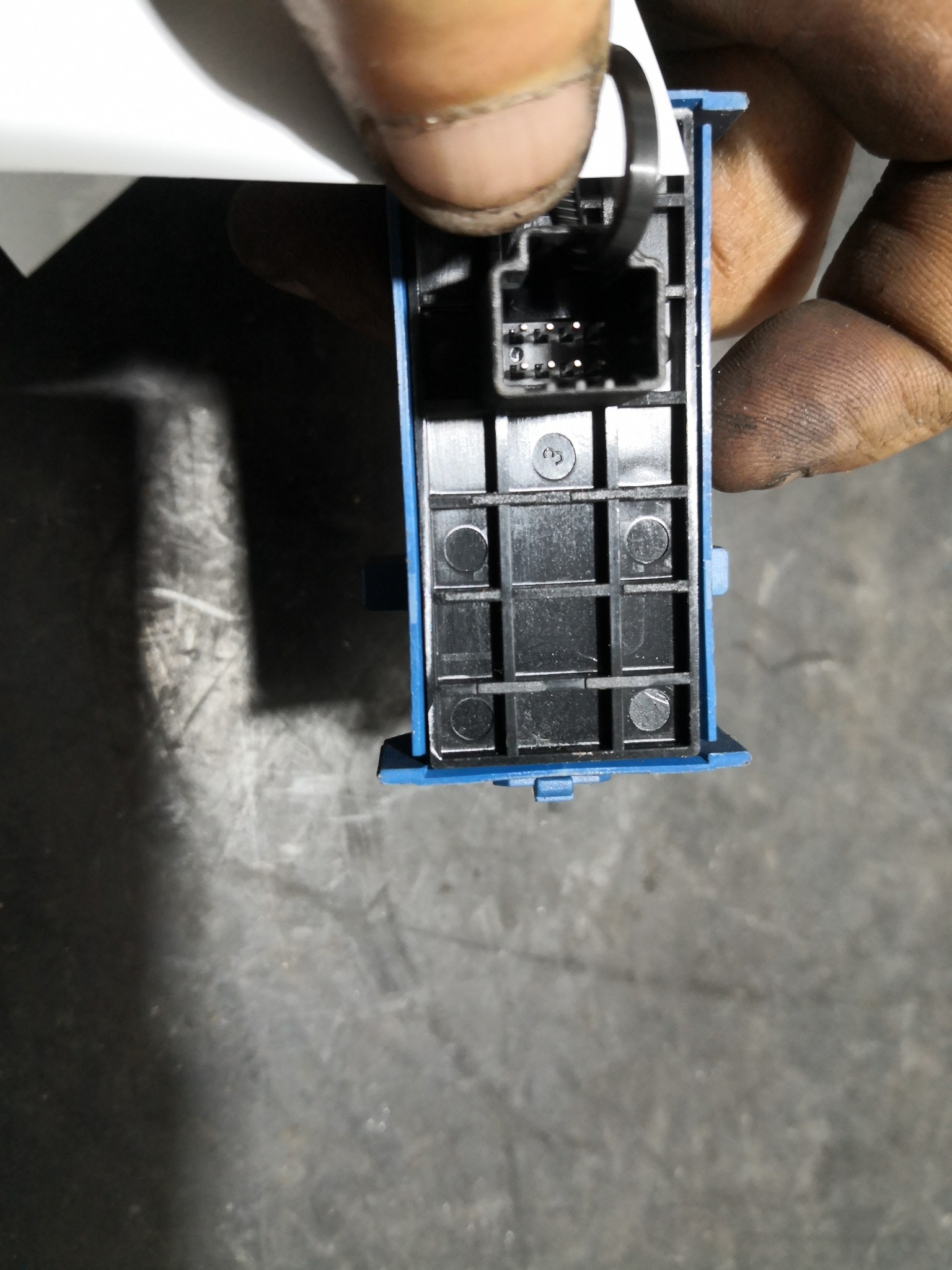 Botão Vidros TOYOTA AVENSIS três volumes (_T27_) | 08 - 18 Imagem-2