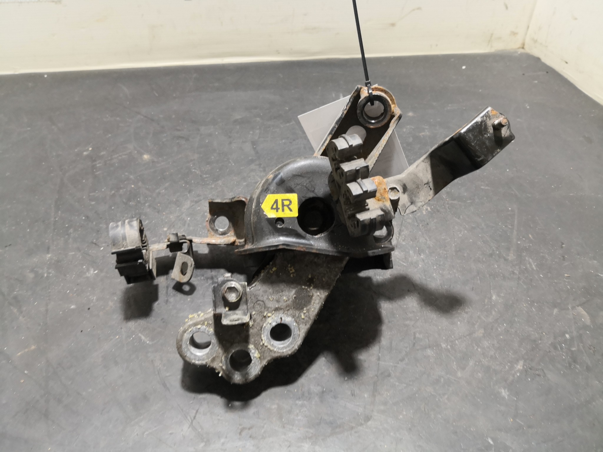 Apoio de Motor TOYOTA - ID S_92830