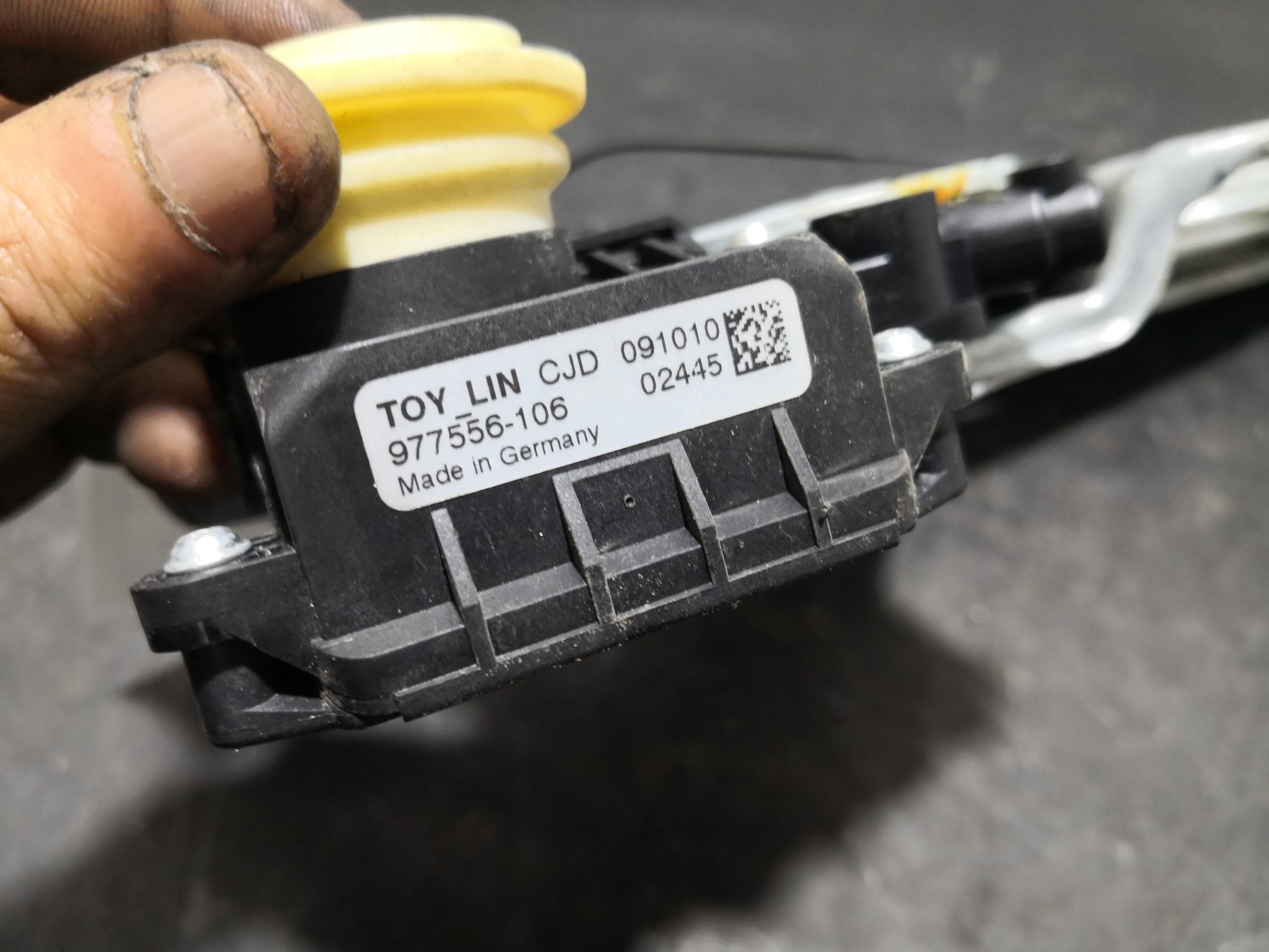 Elevador Frente Dto Electrico TOYOTA AVENSIS três volumes (_T27_) | 08 - 18 Imagem-2