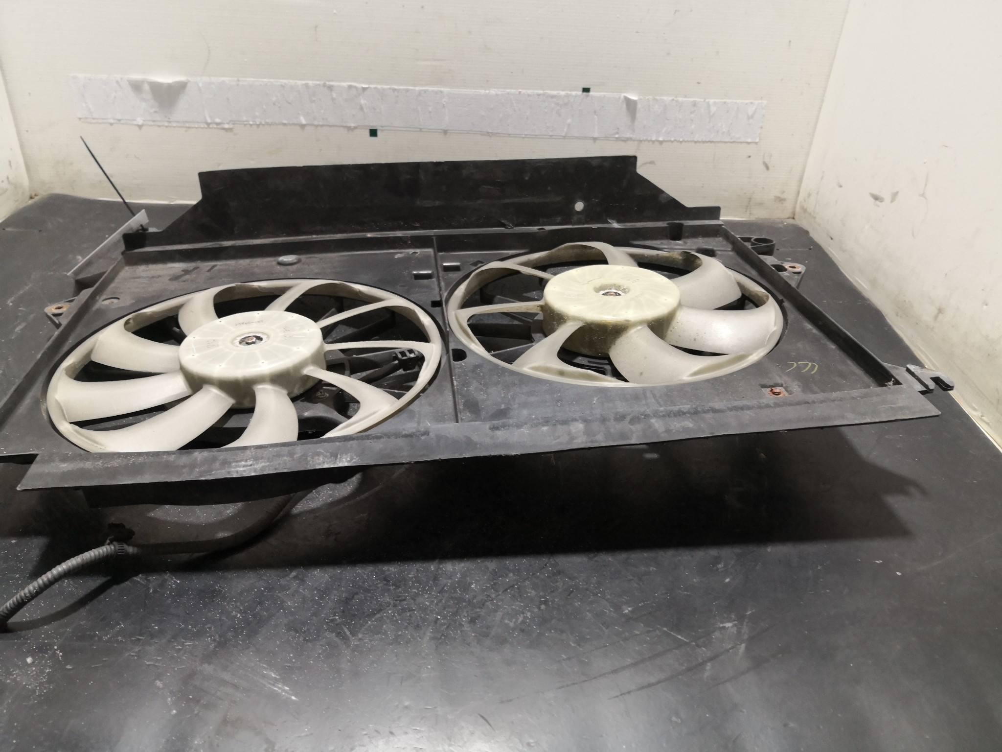 Termoventiladores TOYOTA AVENSIS três volumes (_T27_) | 08 - 18 Imagem-3