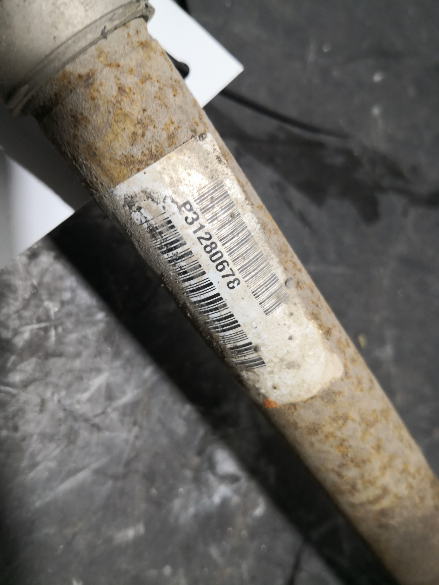 Transmissão Dto VOLVO V40 Hatchback (525, 526) | 12 -  Imagem-1