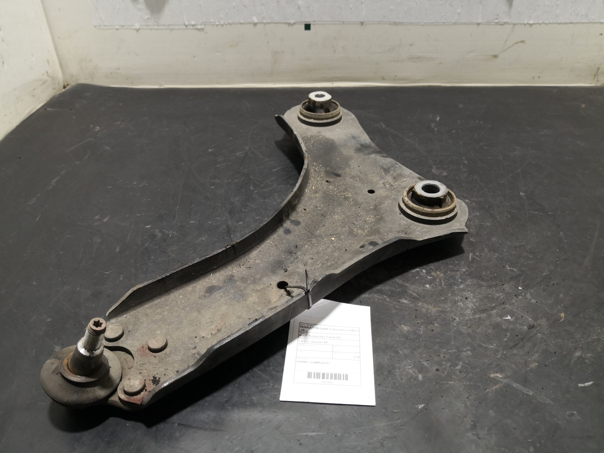 Braço Suspensão Frente Dto RENAULT - ID S_92951