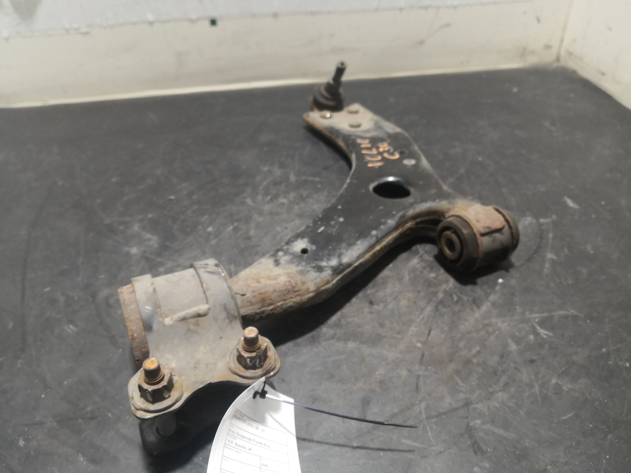 Braço Suspensão Frente Esq VOLVO - ID S_93023