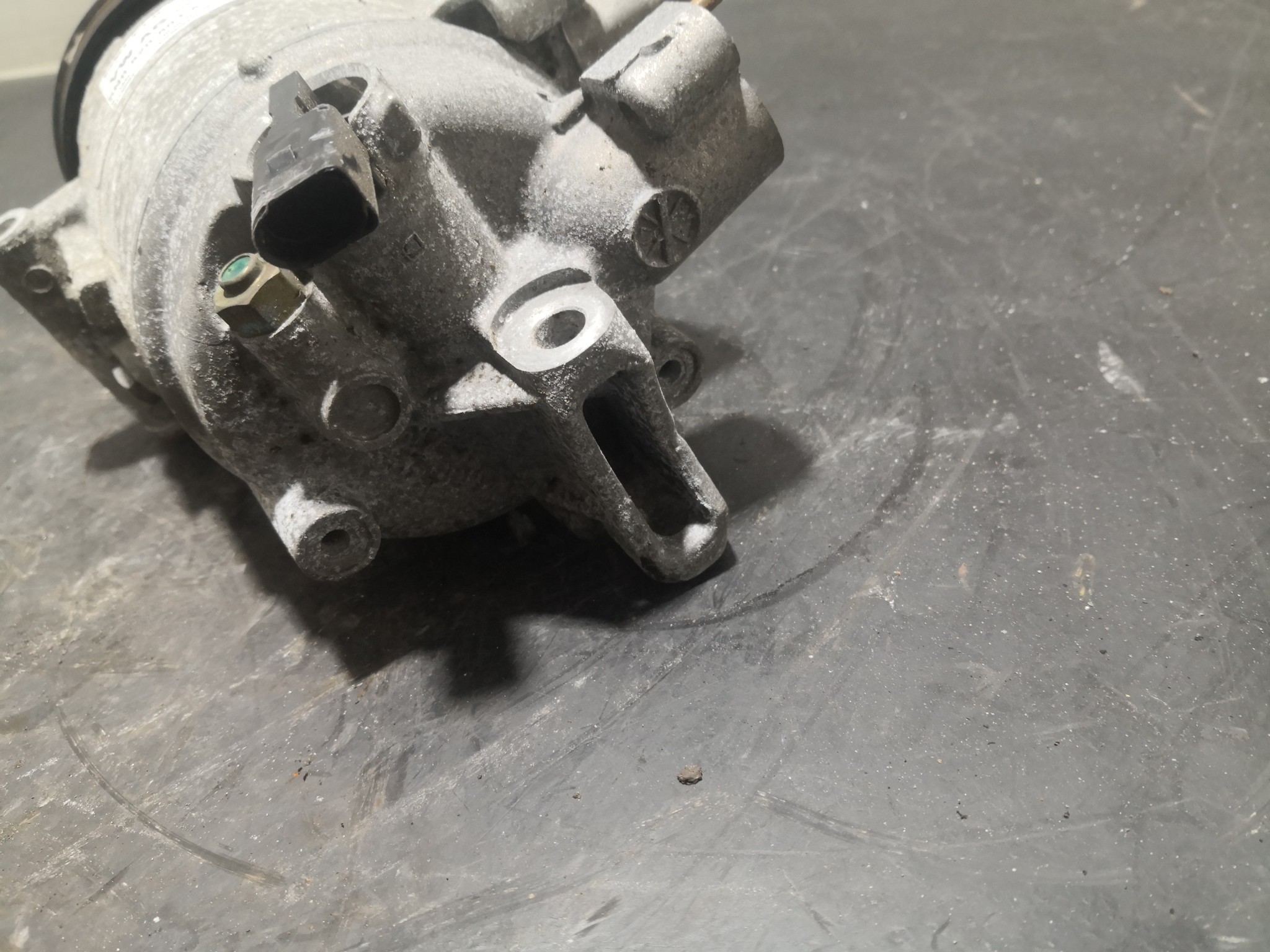 Compressor do Ar condicionado SKODA OCTAVIA II Combi (1Z5) | 04 - 13 Imagem-4