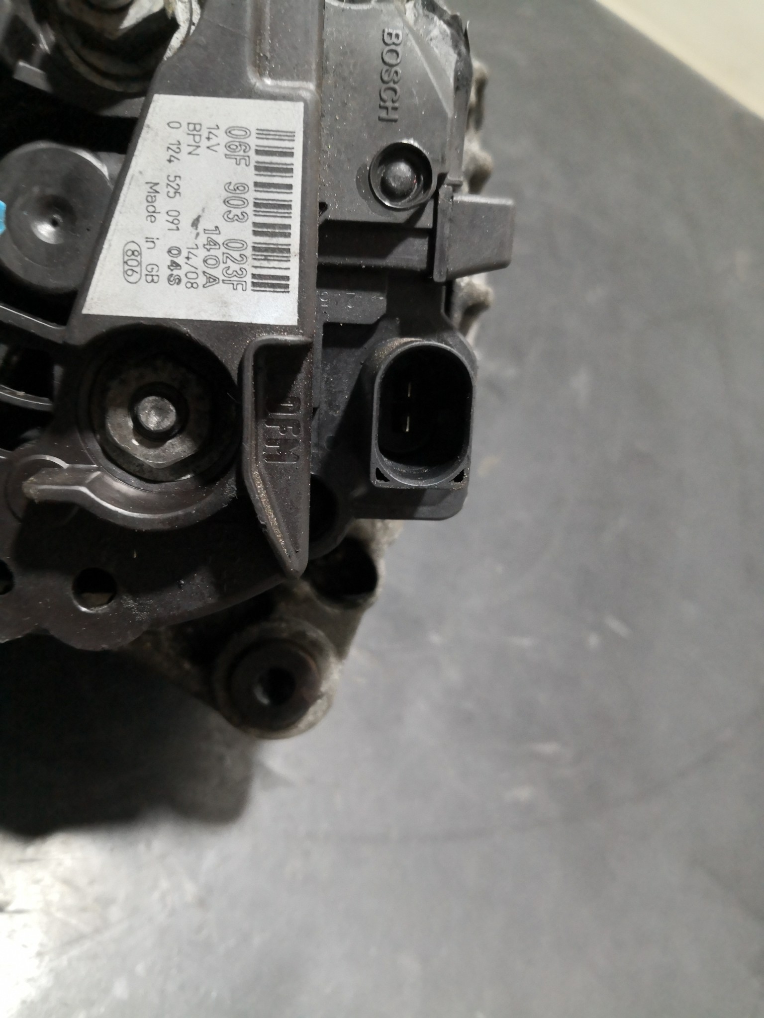 Alternador VOLKSWAGEN PASSAT (3C2) | 05 - 10 Imagem-3
