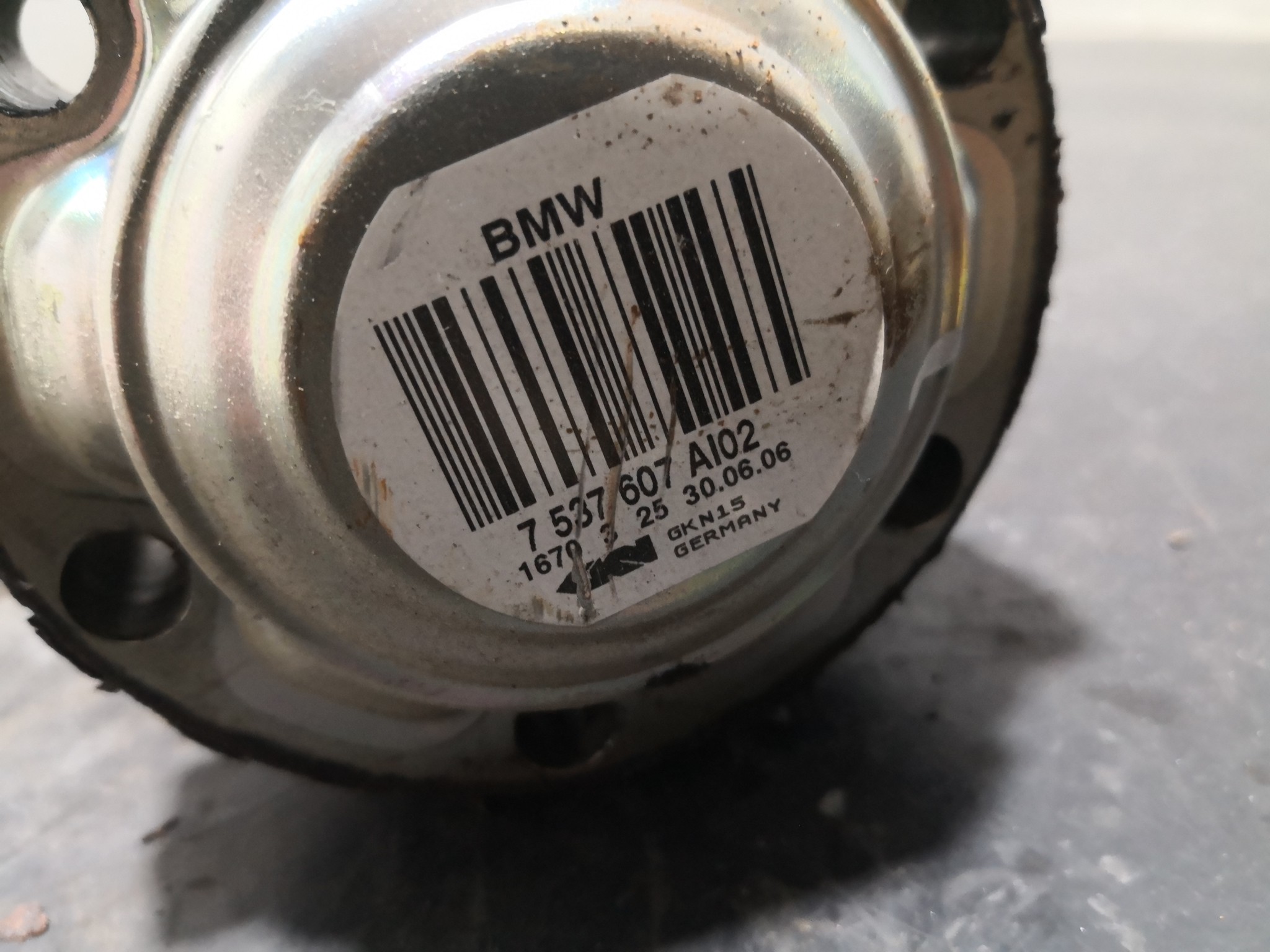 Transmissão Dto BMW X3 (E83) | 03 - 11 Imagem-3