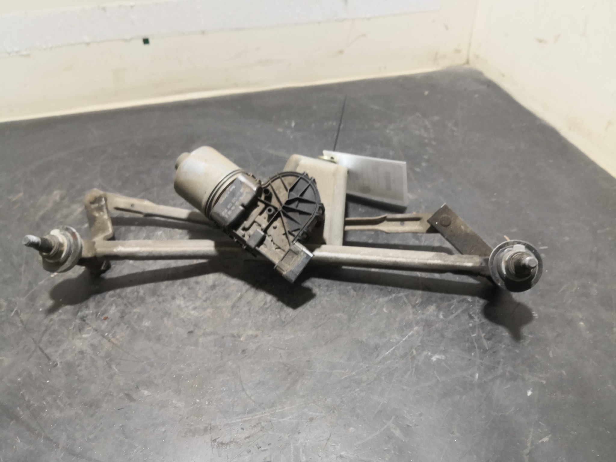 Motor Limpa Vidros Frente PEUGEOT 206 SW (2E/K) | 02 -  Imagem-2