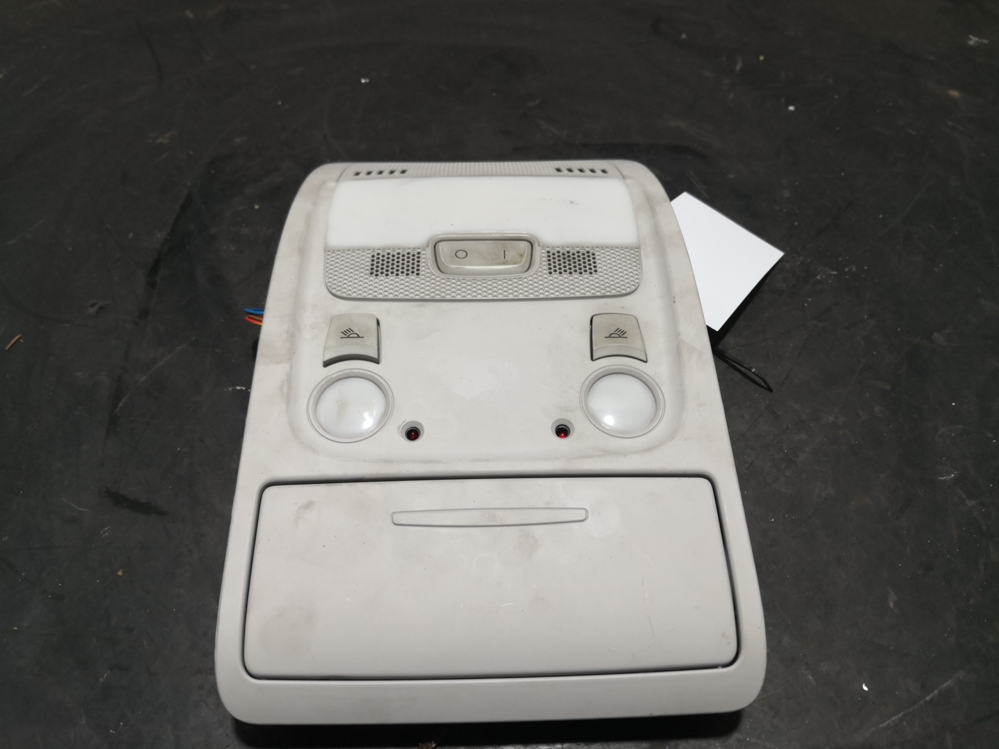 Plafonier  AUDI A4 (8K2, B8) | 07 - 15 Imagem-1