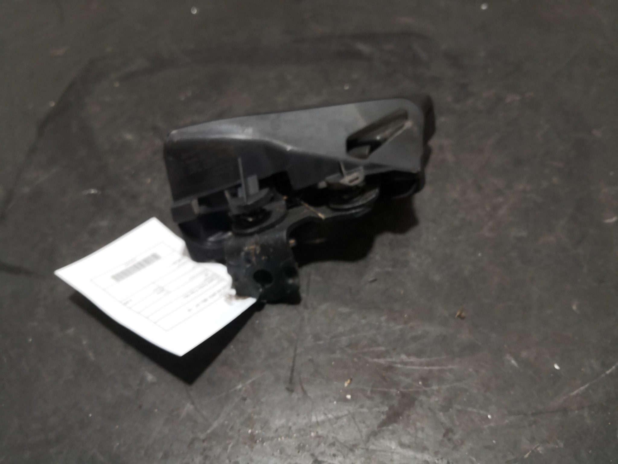 Engate Cinto Trás Dto AUDI A4 (8K2, B8) | 07 - 15 Imagem-1