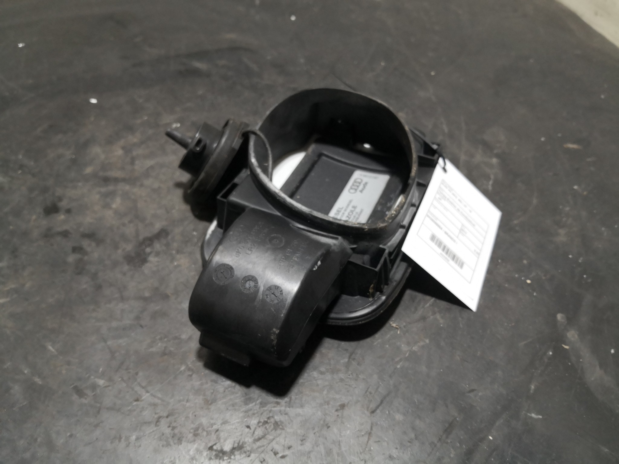 Tampa Exterior de Combustivel AUDI A4 (8K2, B8) | 07 - 15 Imagem-3