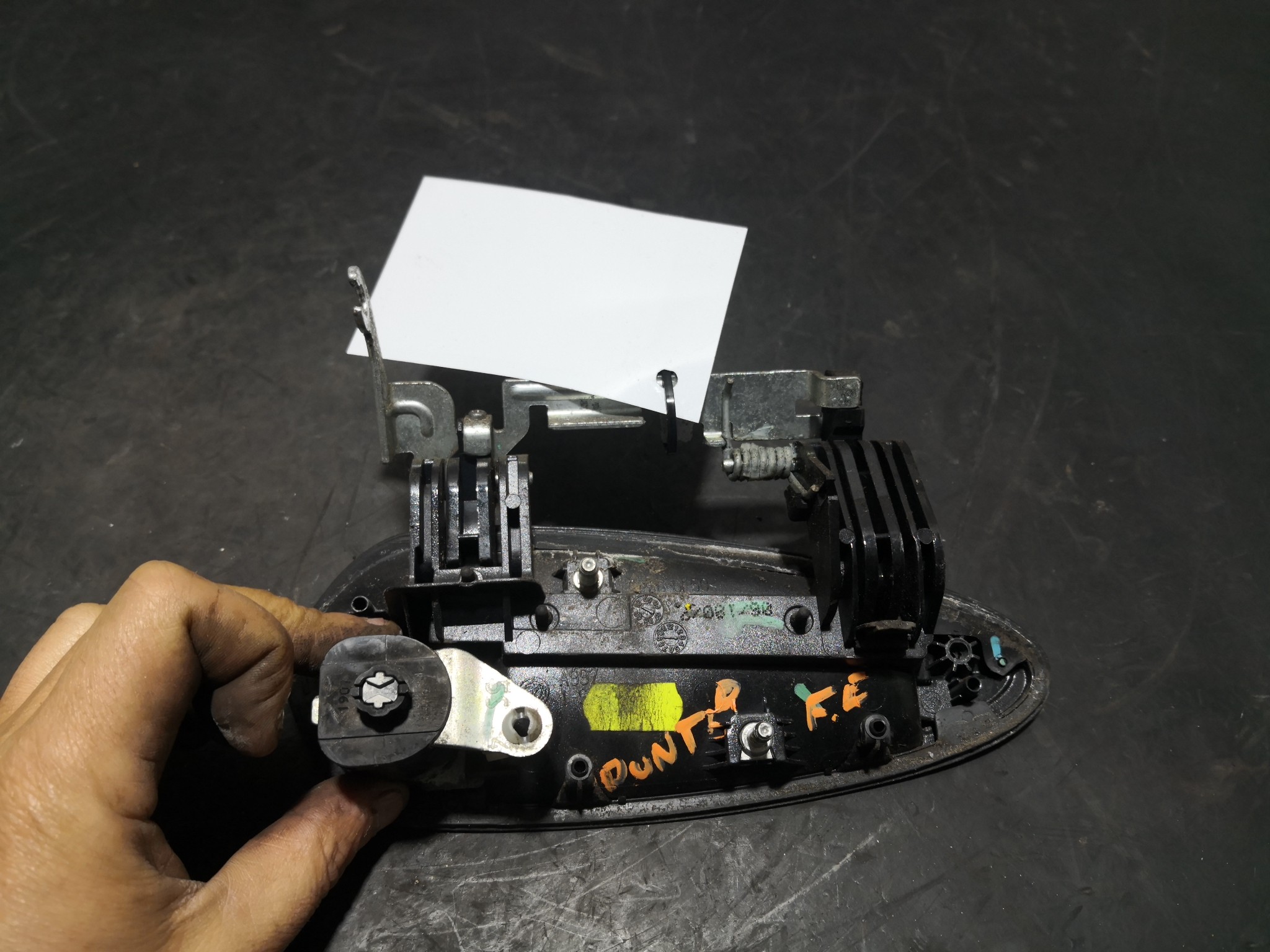 Puxador Exterior Porta Frente Esq FIAT GRANDE PUNTO (199_) | 05 -  Imagem-1