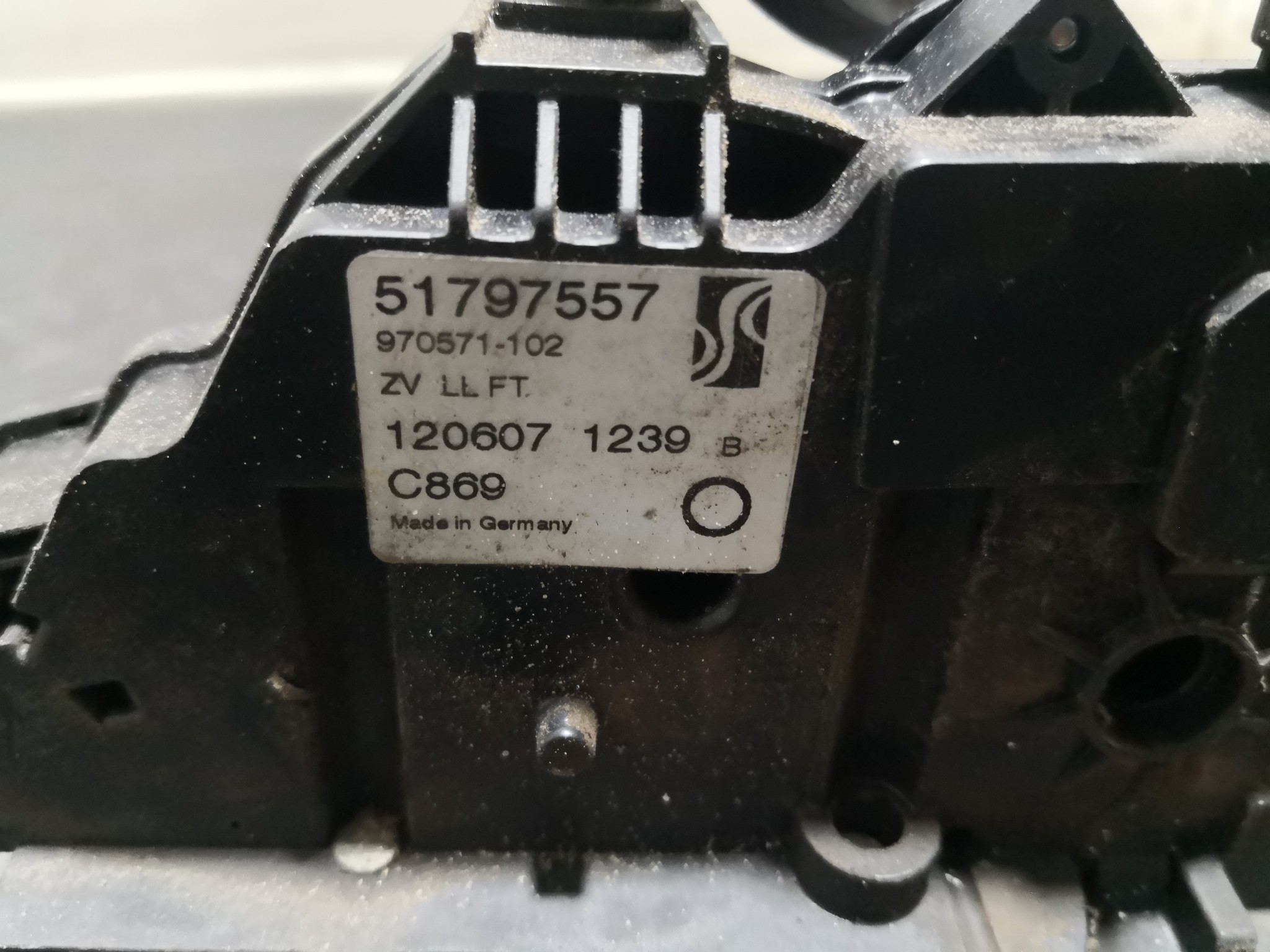 Fecho da Porta Frente Esq FIAT GRANDE PUNTO (199_) | 05 -  Imagem-1