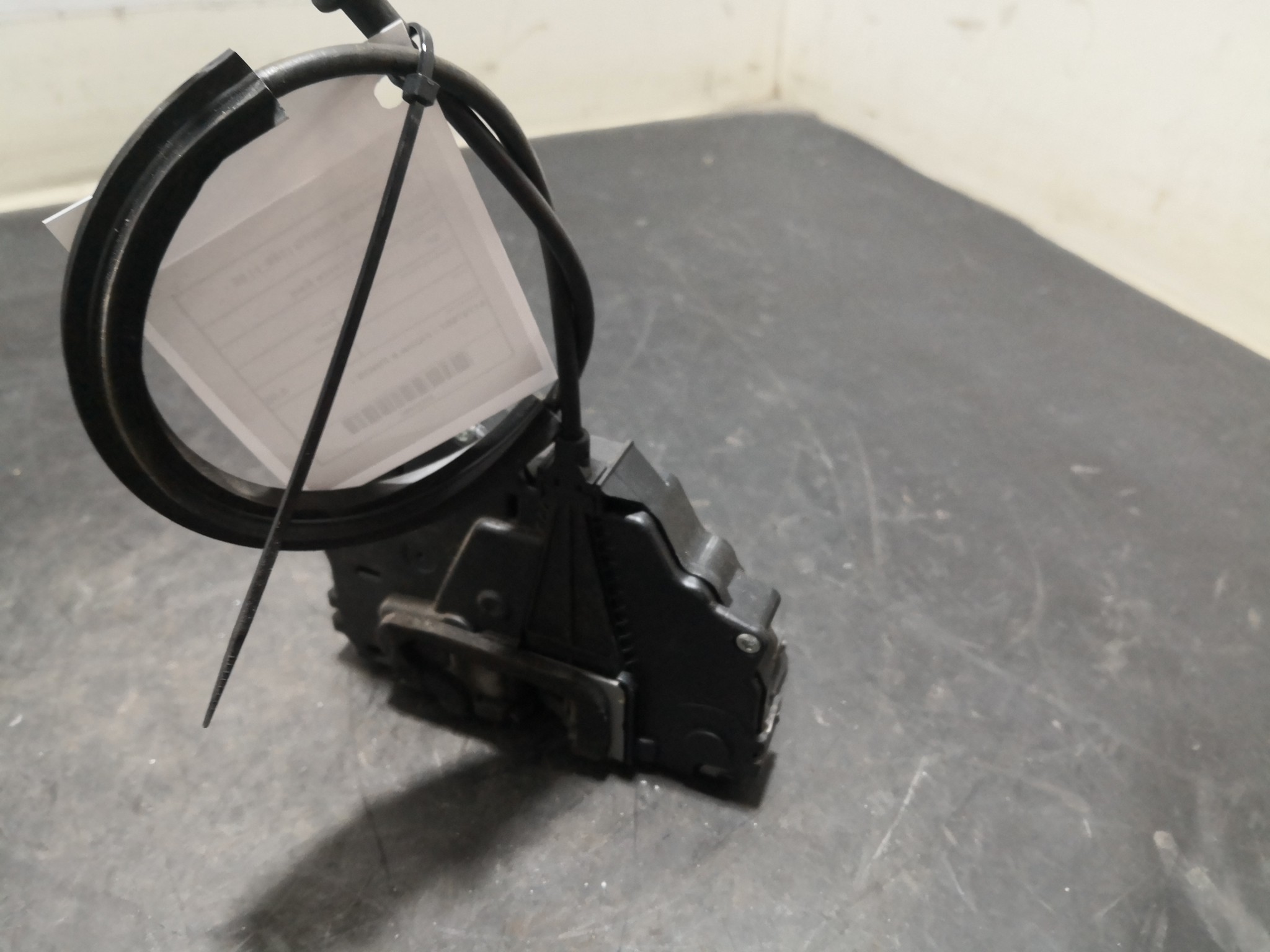 Fecho da Porta Frente Esq FIAT GRANDE PUNTO (199_) | 05 -  Imagem-3